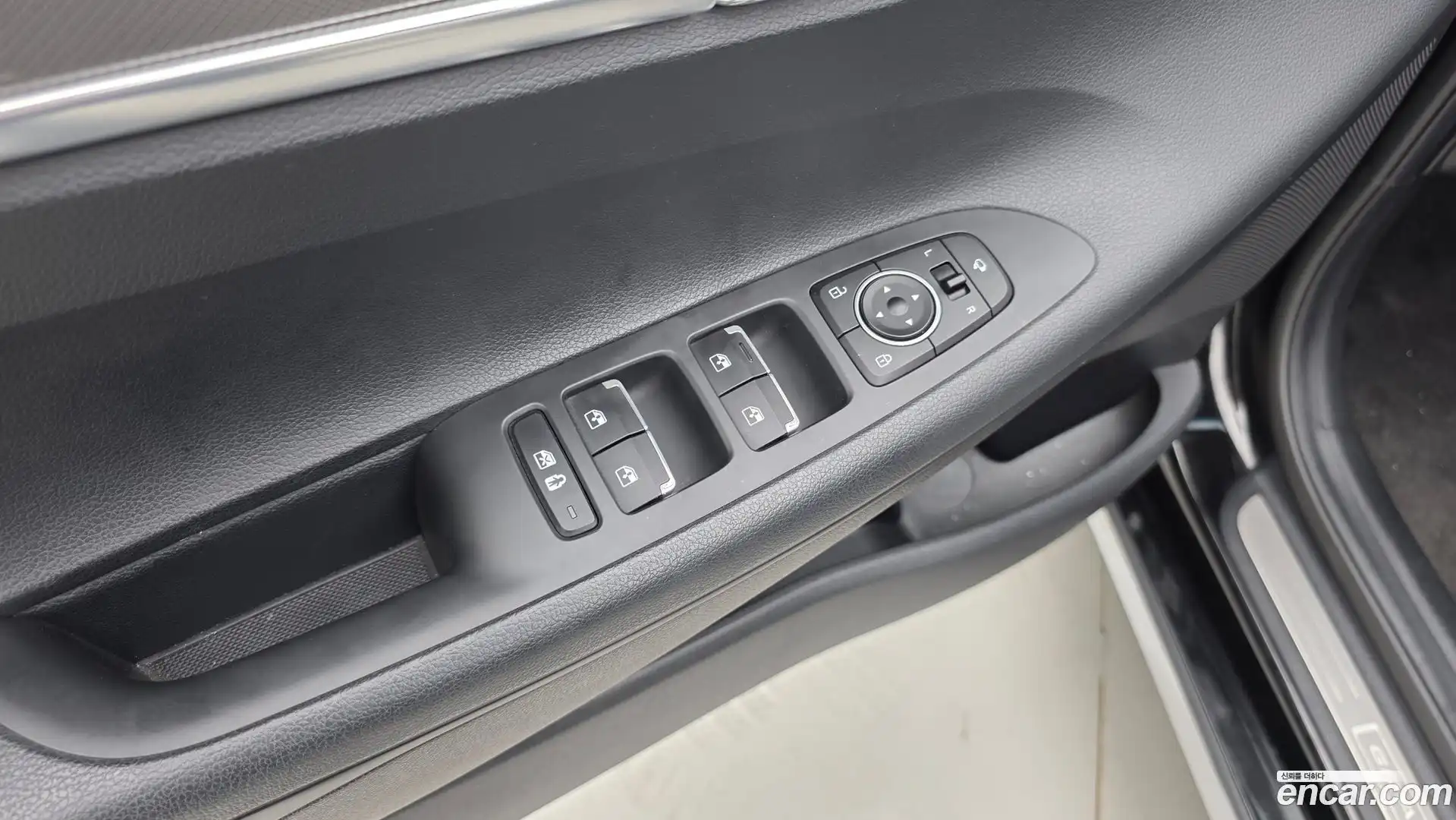 Grandeur Hyundai 2020.11-OPTION-022