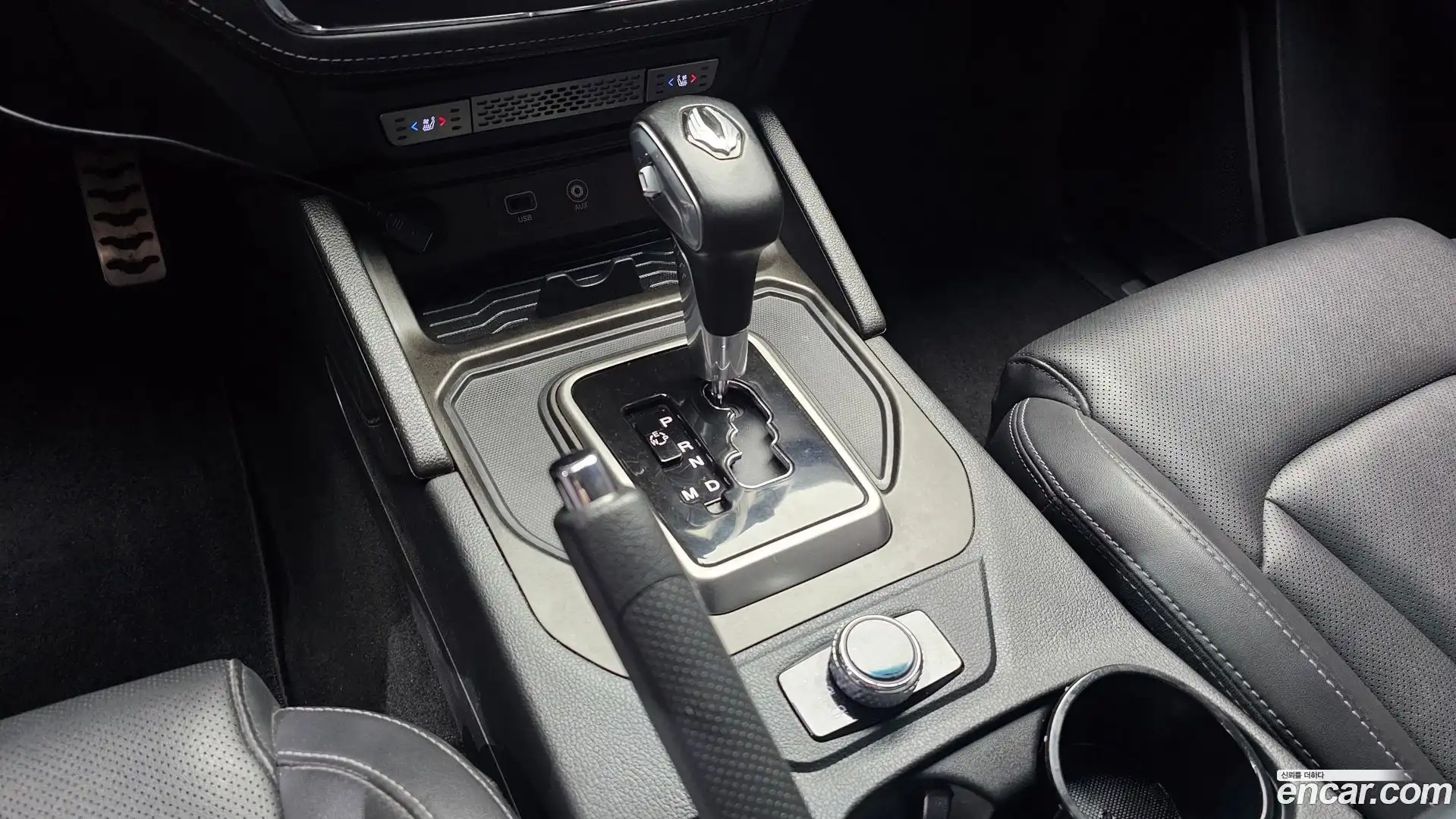 Rexton KG Mobility 2019.2-INNER-009
