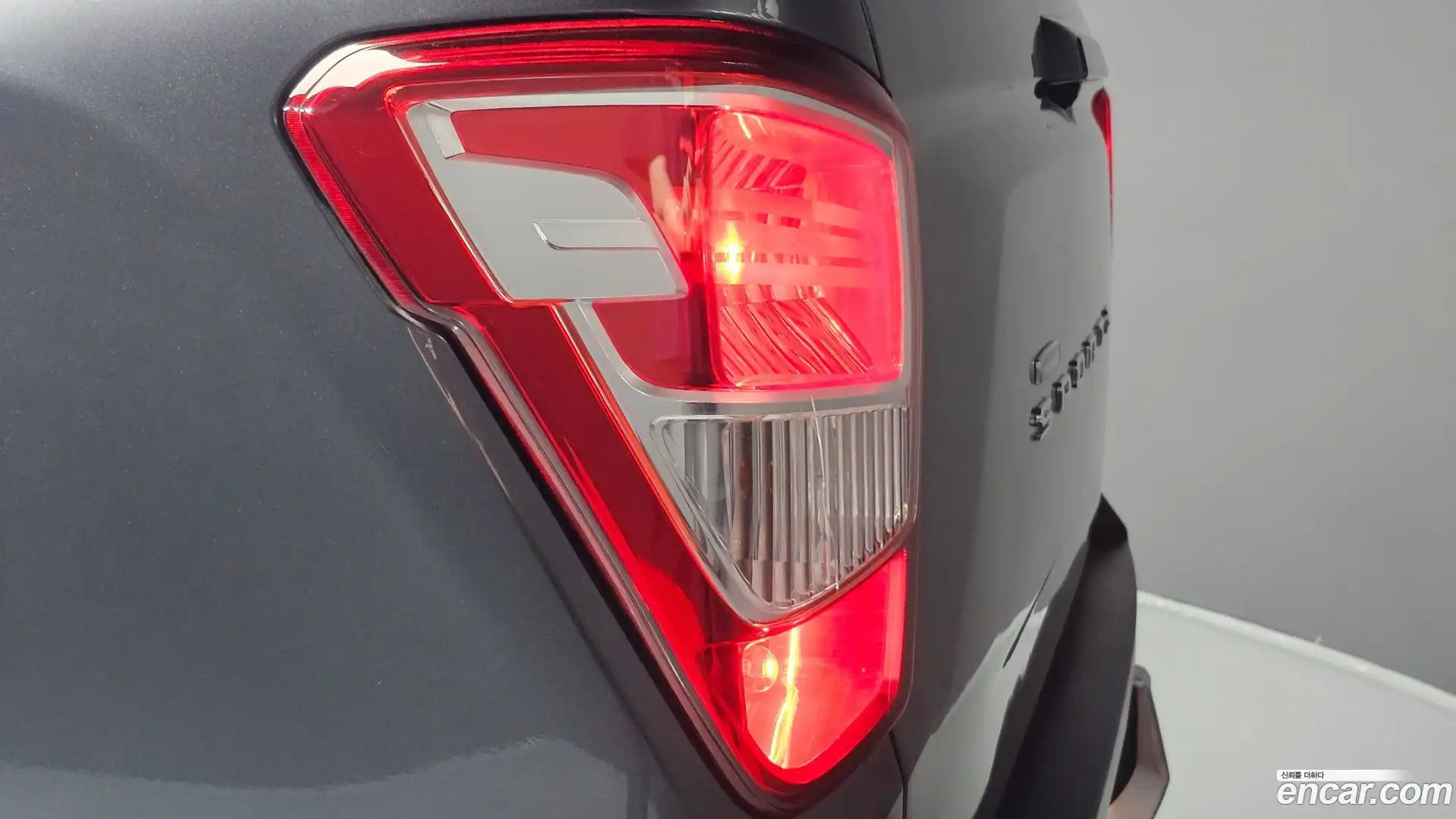 Rexton KG Mobility 2019.2-OUTER-033