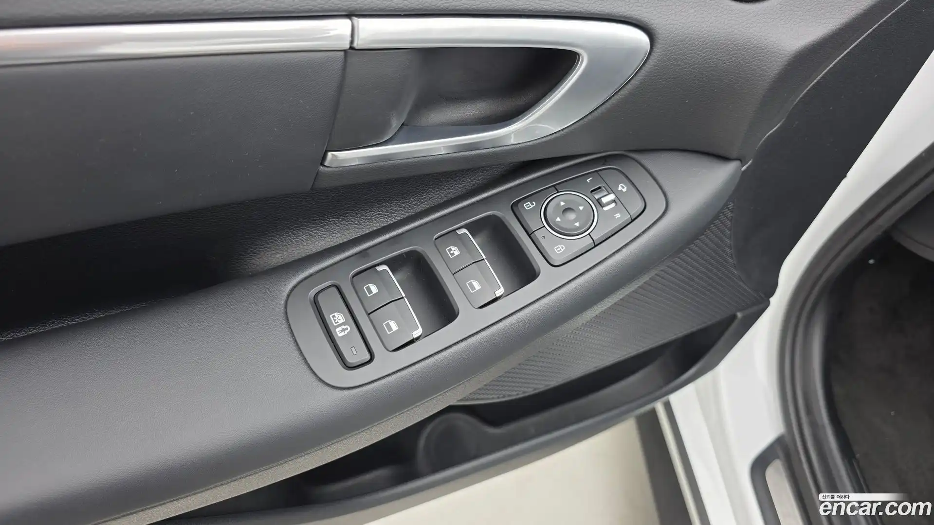 Sonata Hyundai 2020.6-OPTION-023