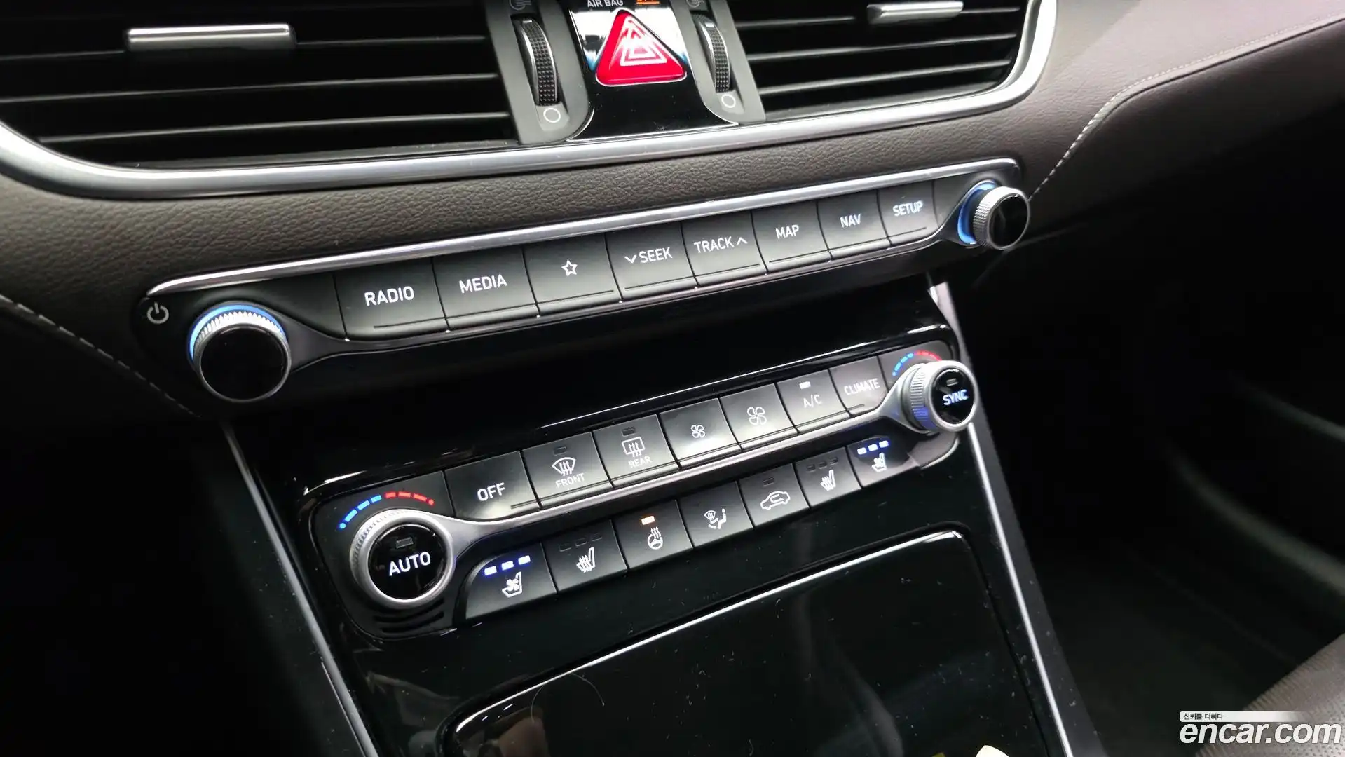 Grandeur Hyundai 2018.11-OPTION-020