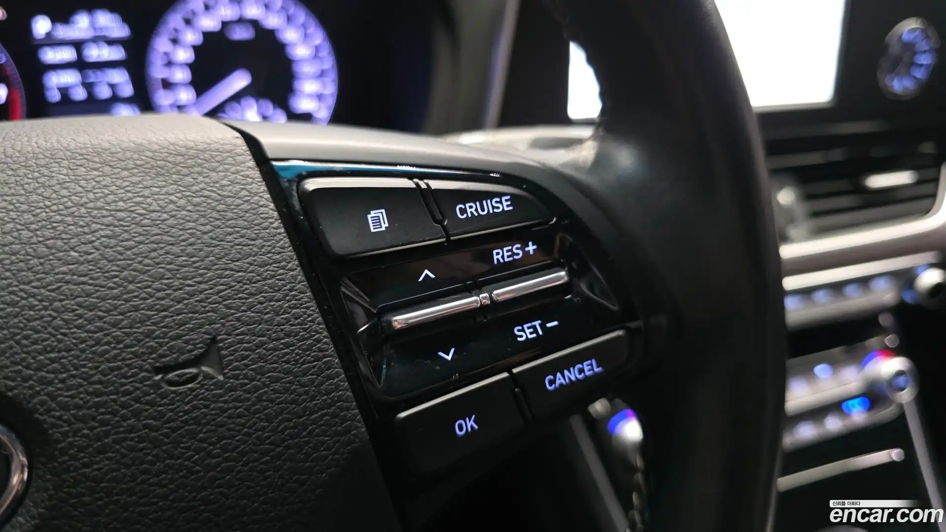 Grandeur Hyundai 2018.11-OPTION-022