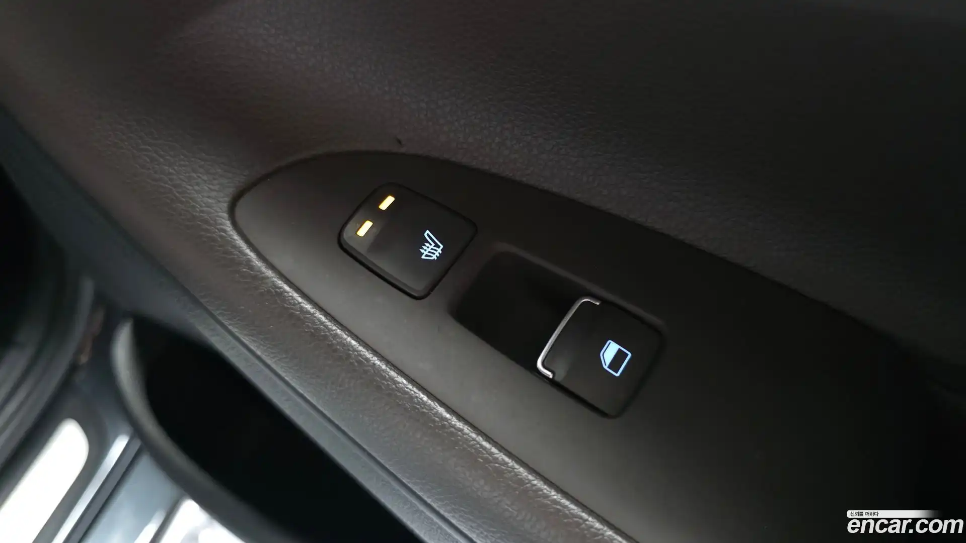 Grandeur Hyundai 2018.11-OPTION-023