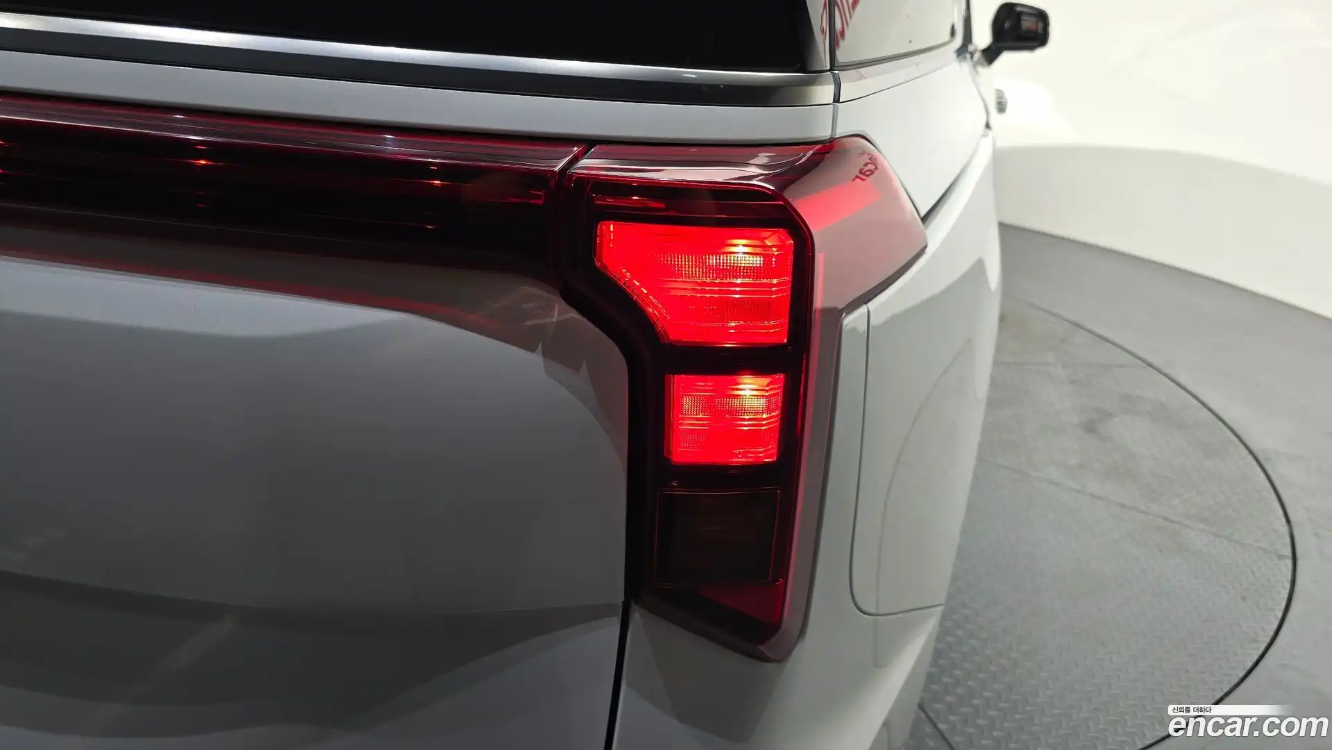 Canival Kia 2024.1-OUTER-033