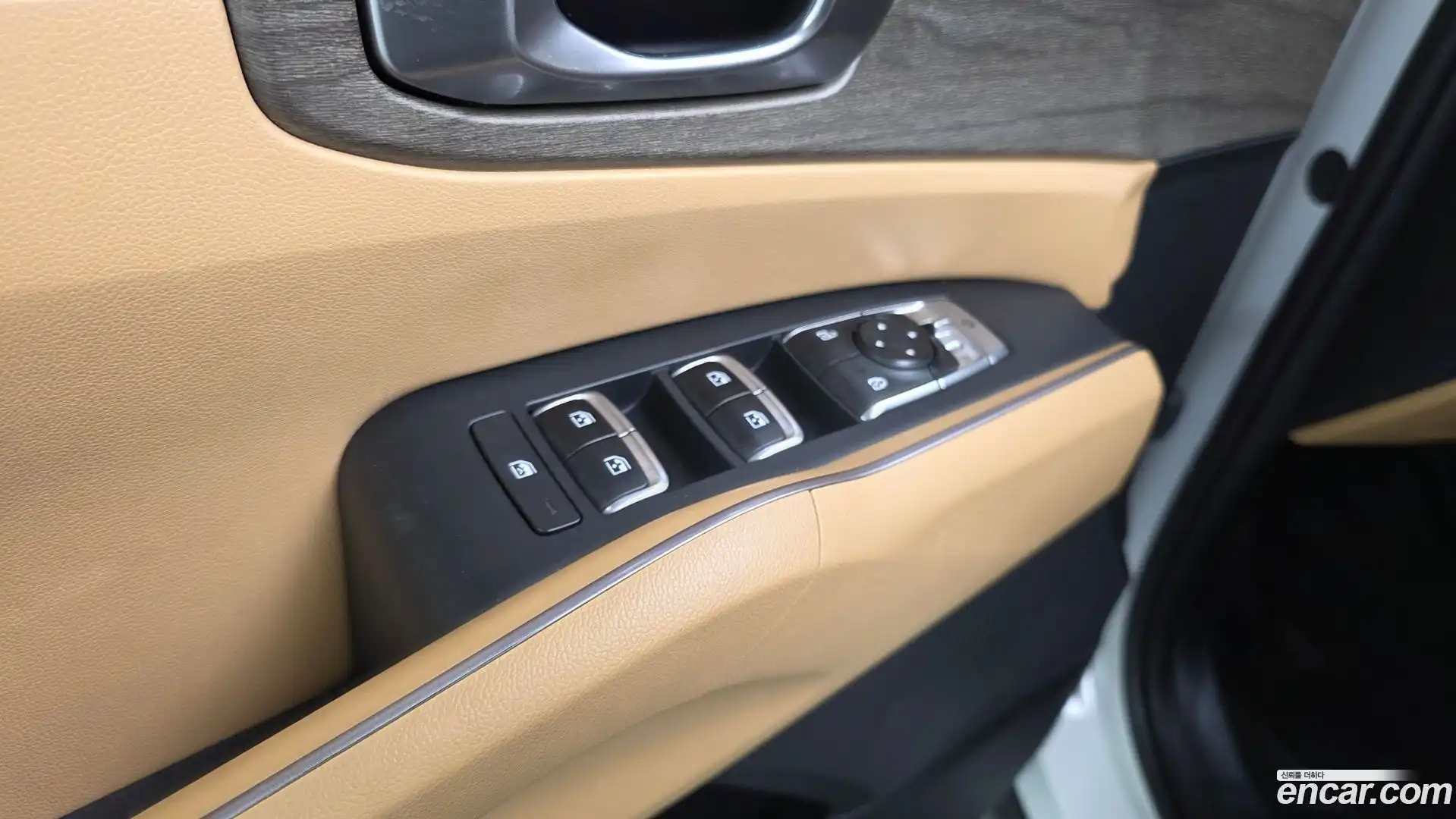Sorento Kia 2022.3-OPTION-043