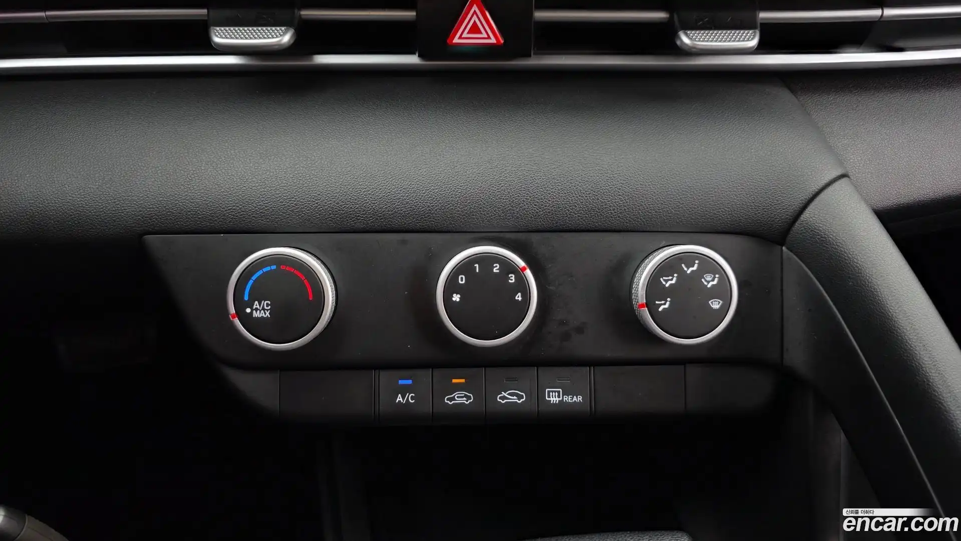 AVANTE Hyundai 2020.9-OPTION-023