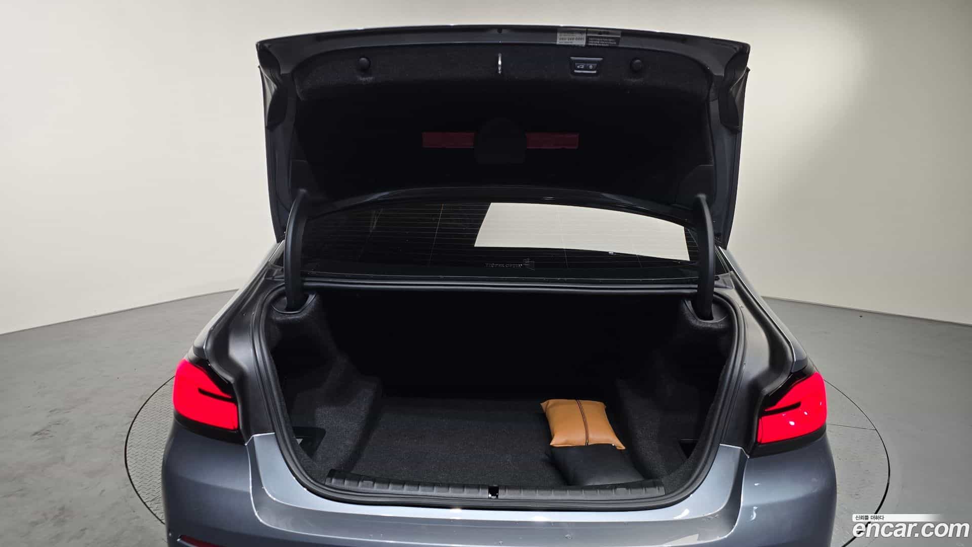 5-Series BMW 2023.3-OPTION-023
