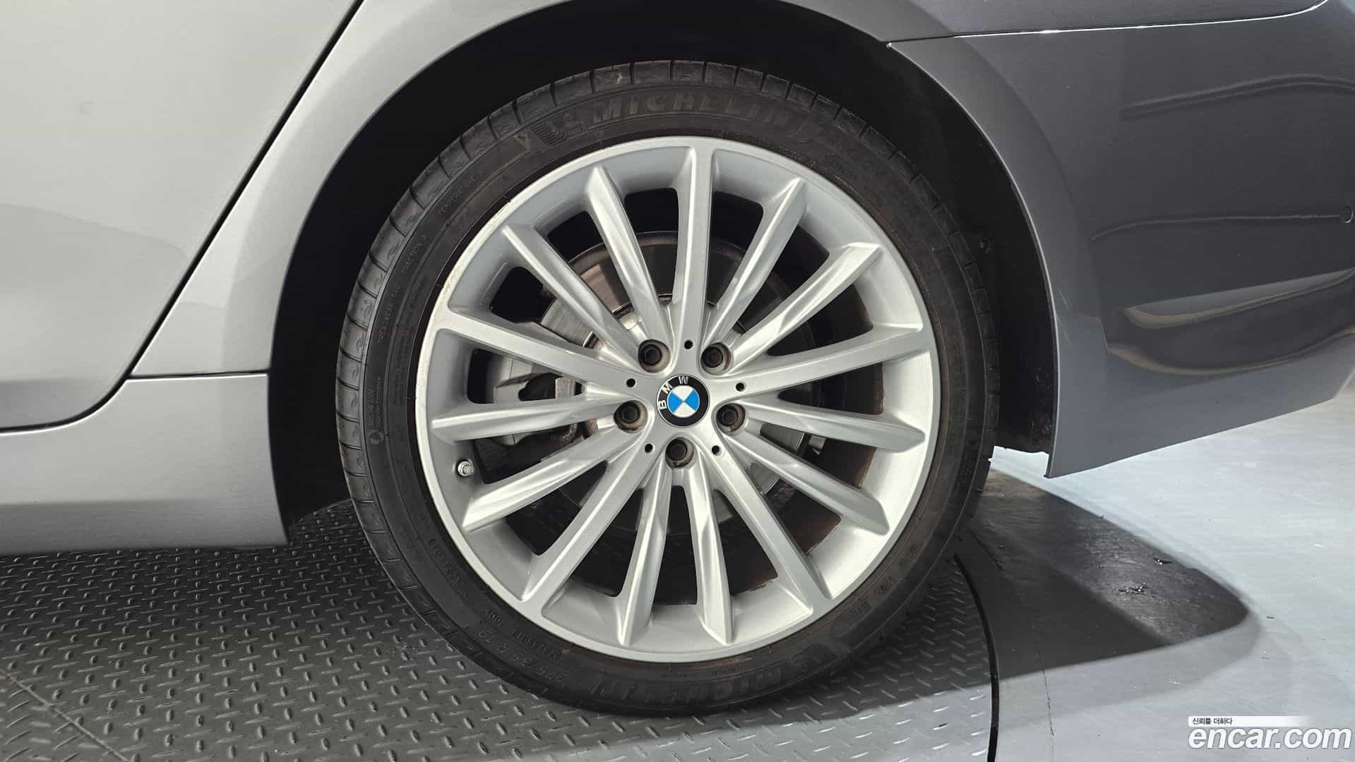 5-Series BMW 2023.3-OUTER-031