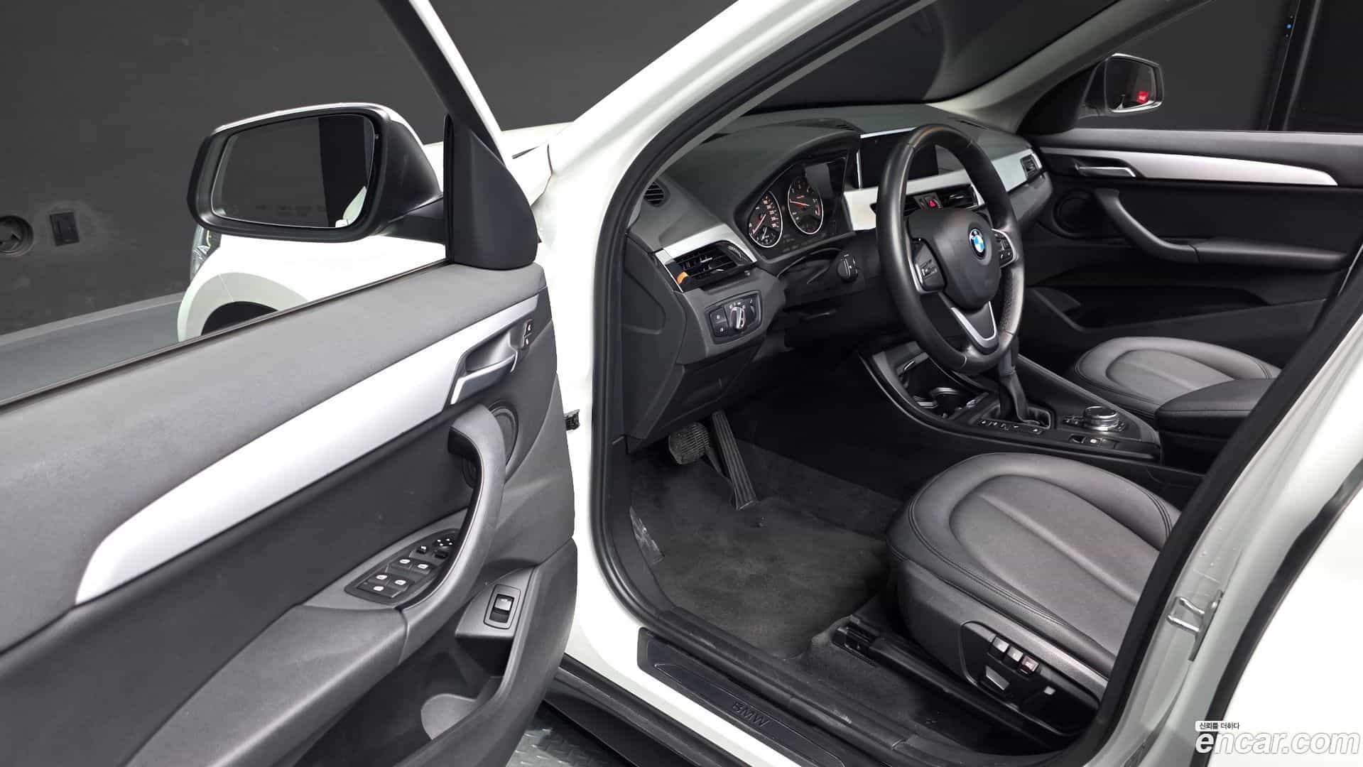 X1 BMW 2016.11-INNER-010