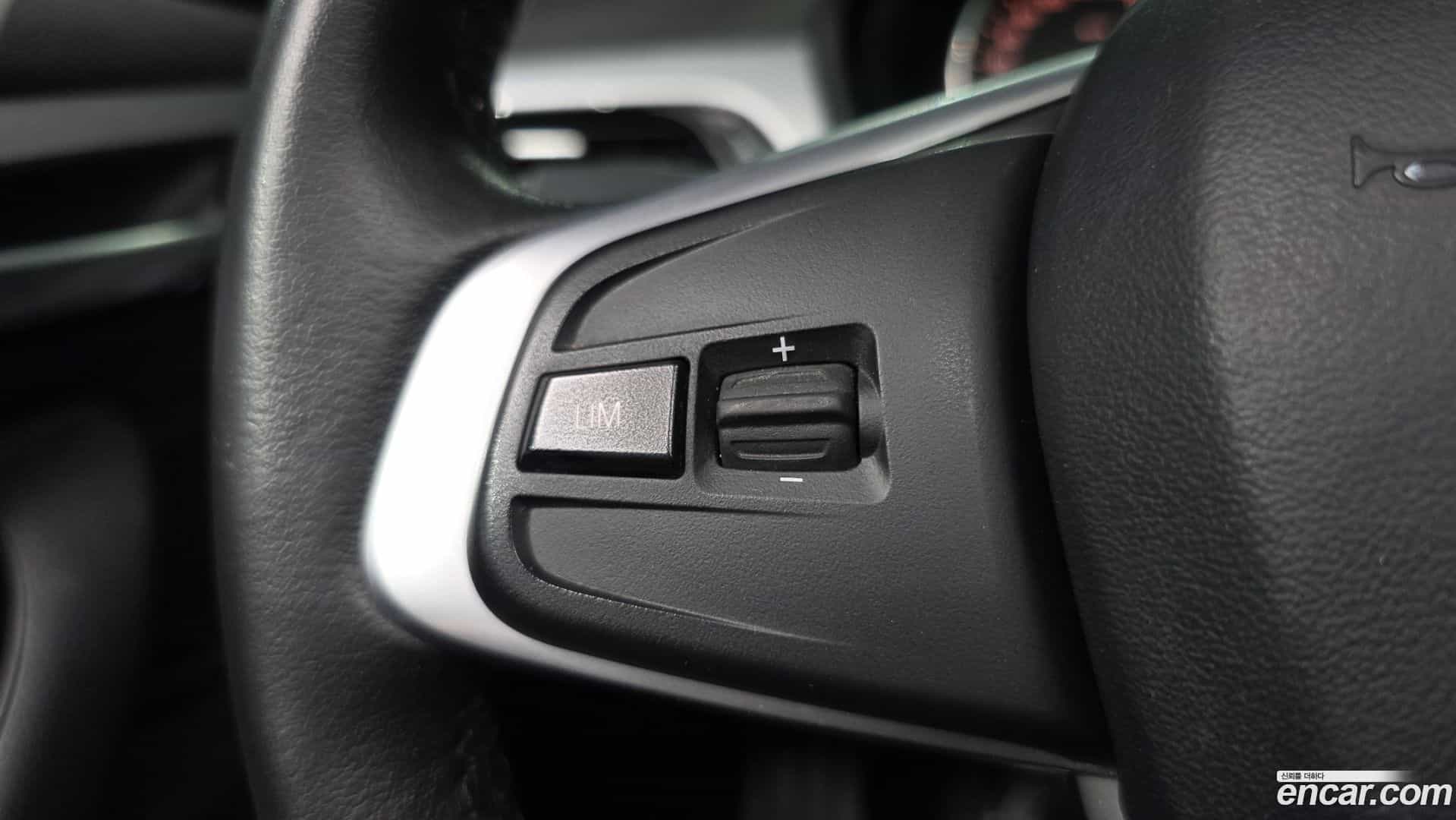 X1 BMW 2016.11-OPTION-023