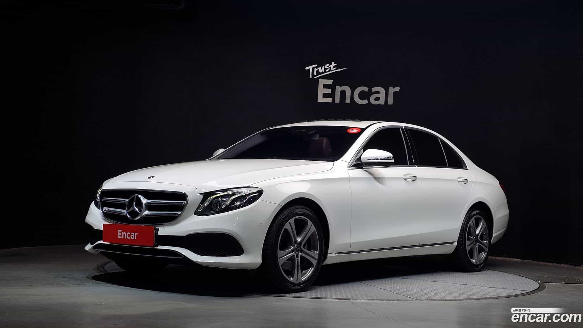 E-Class Mercedes-Benz 2019.7-OUTER-001