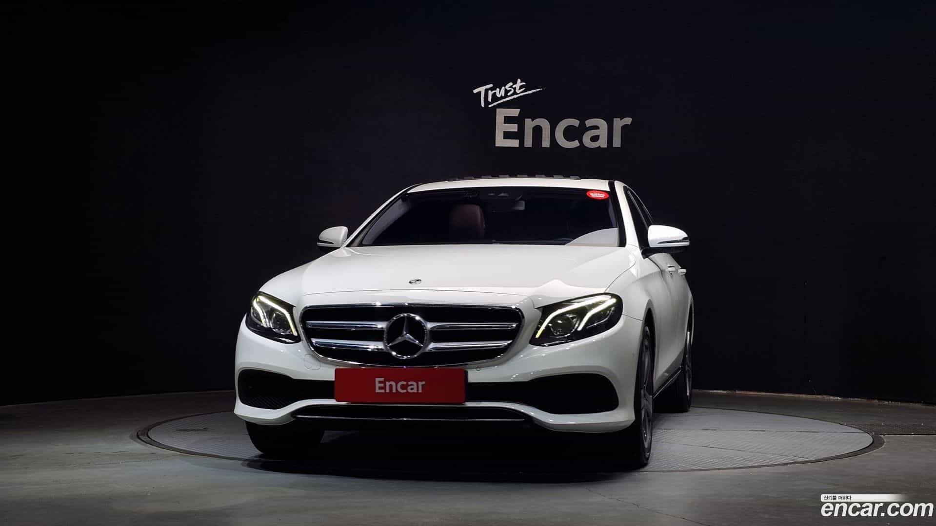 E-Class Mercedes-Benz 2019.7-OUTER-003