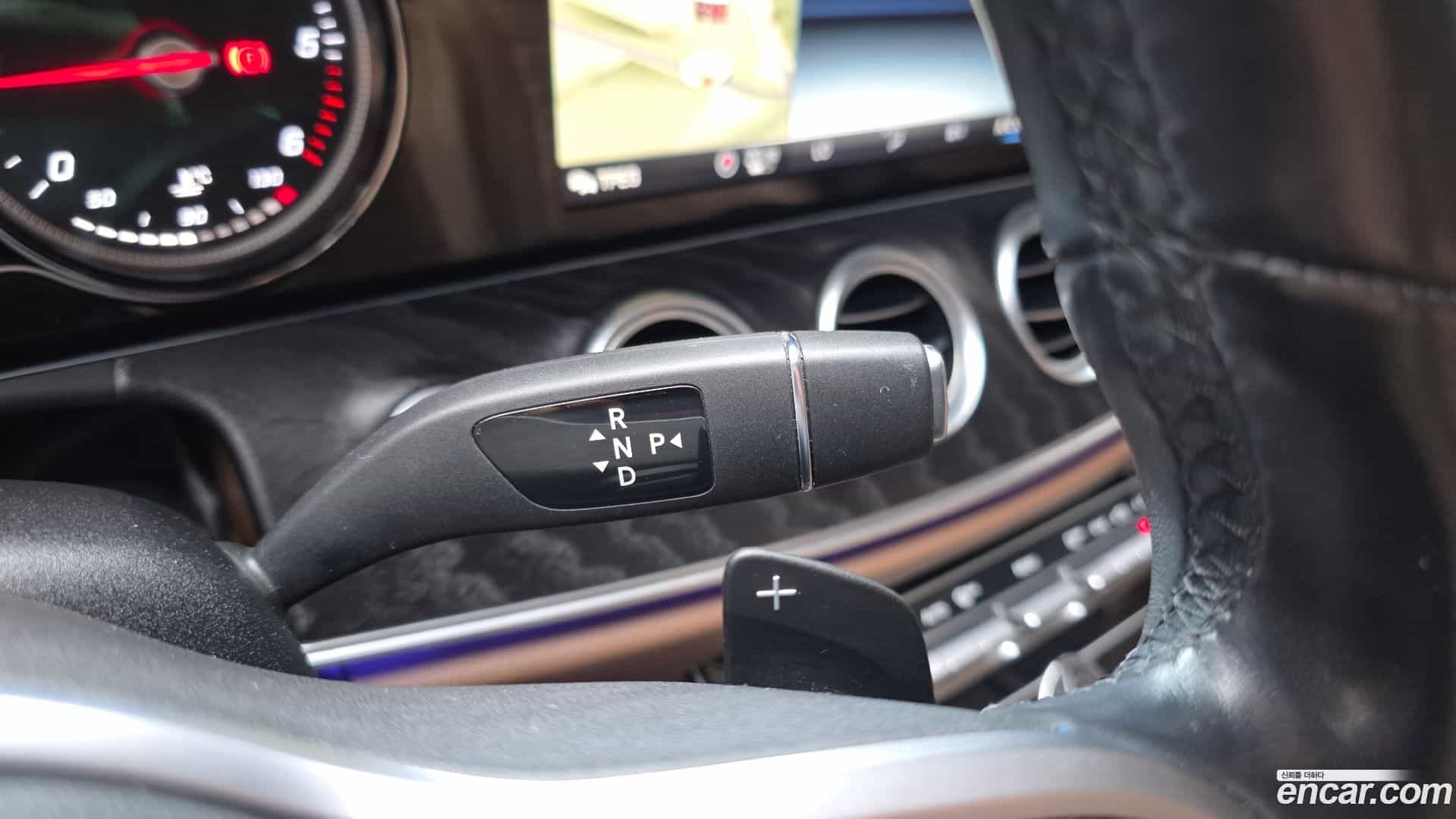 E-Class Mercedes-Benz 2019.7-INNER-009