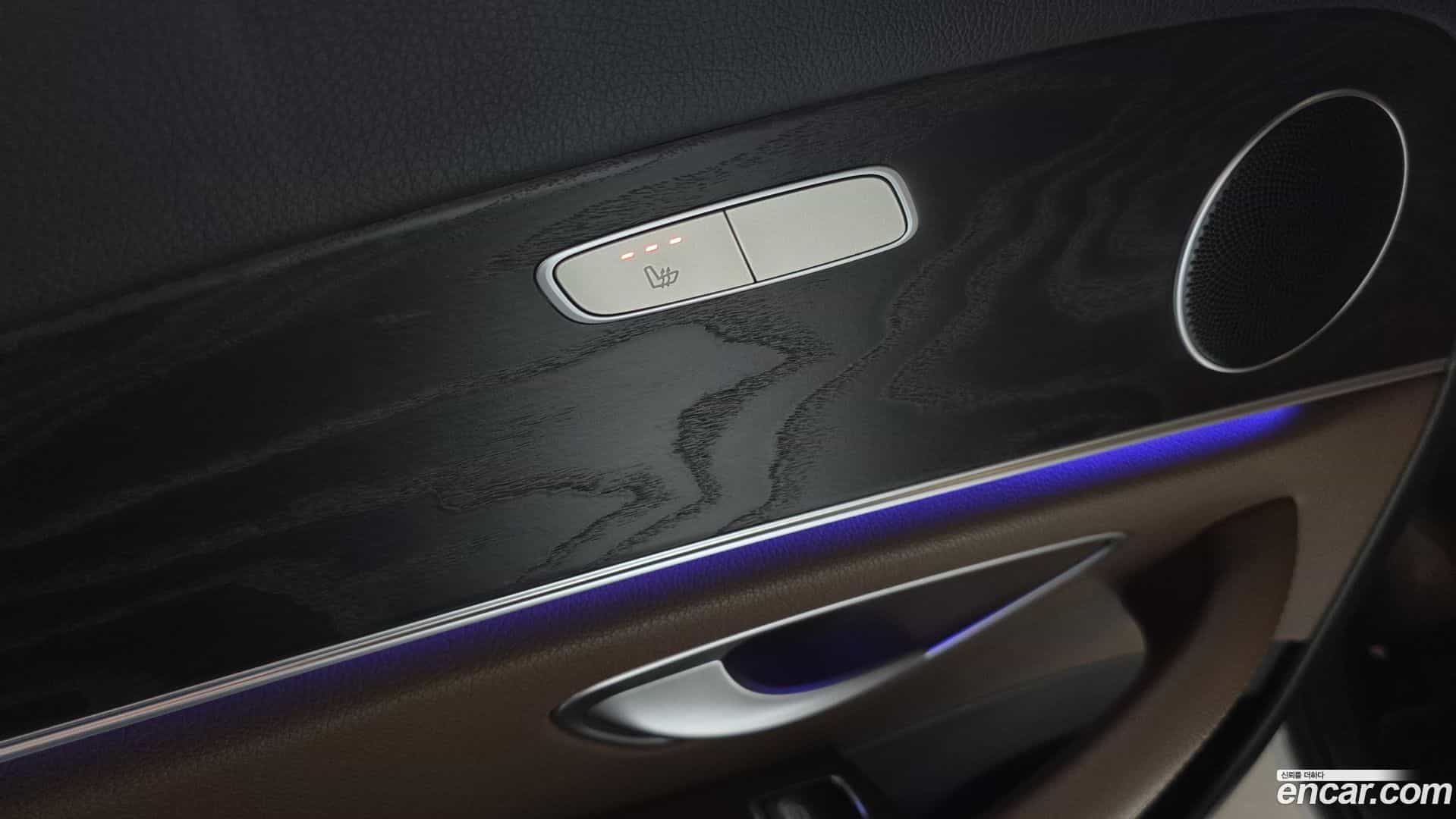 E-Class Mercedes-Benz 2019.7-OPTION-023