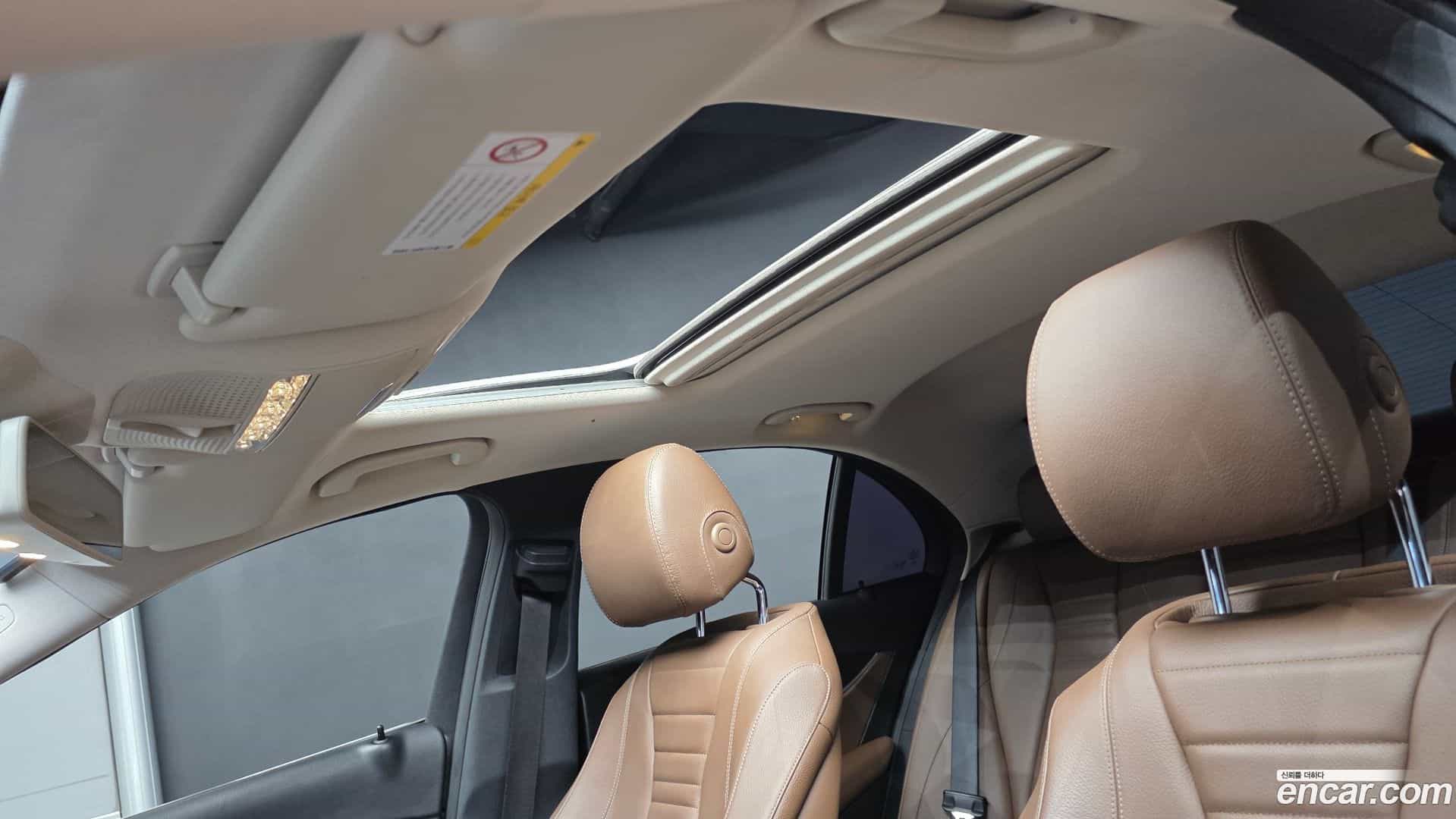 E-Class Mercedes-Benz 2019.7-OPTION-041