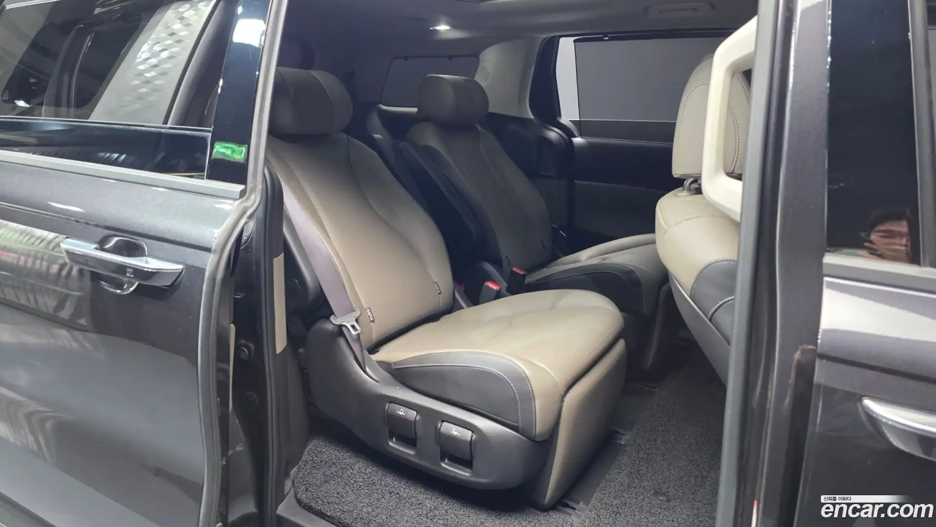 Canival Kia 2023.11-OPTION-016