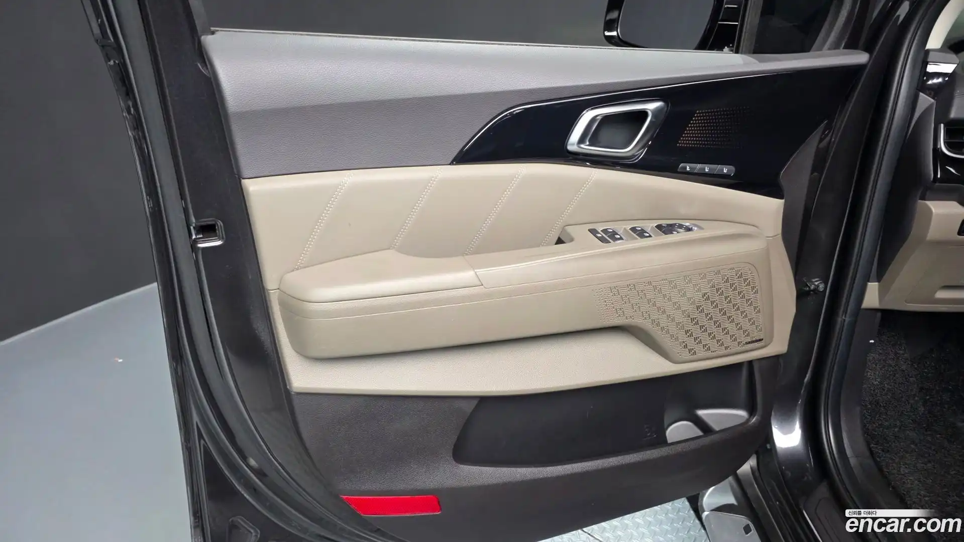 Canival Kia 2023.11-INNER-034