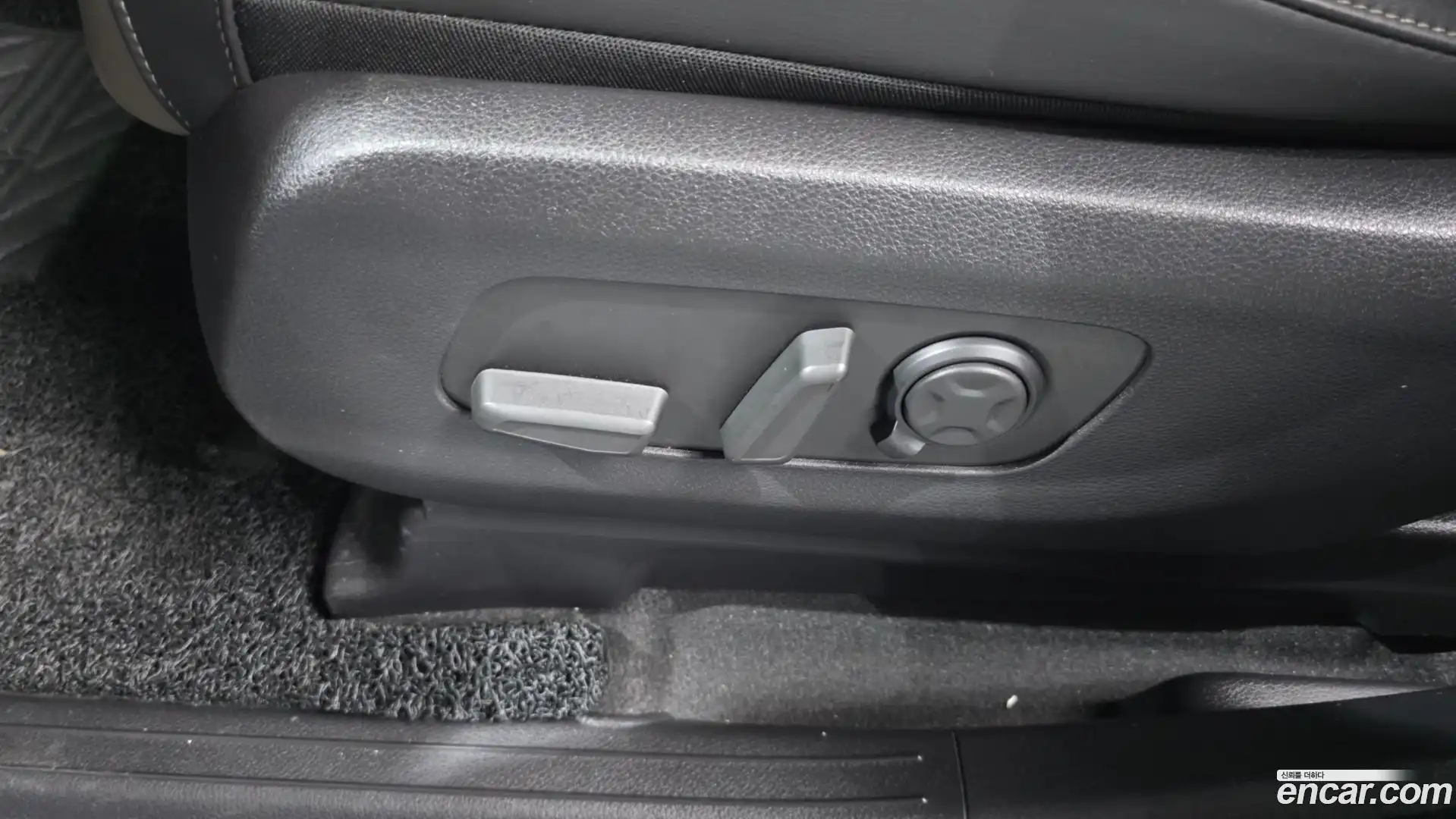 Canival Kia 2023.11-OPTION-044