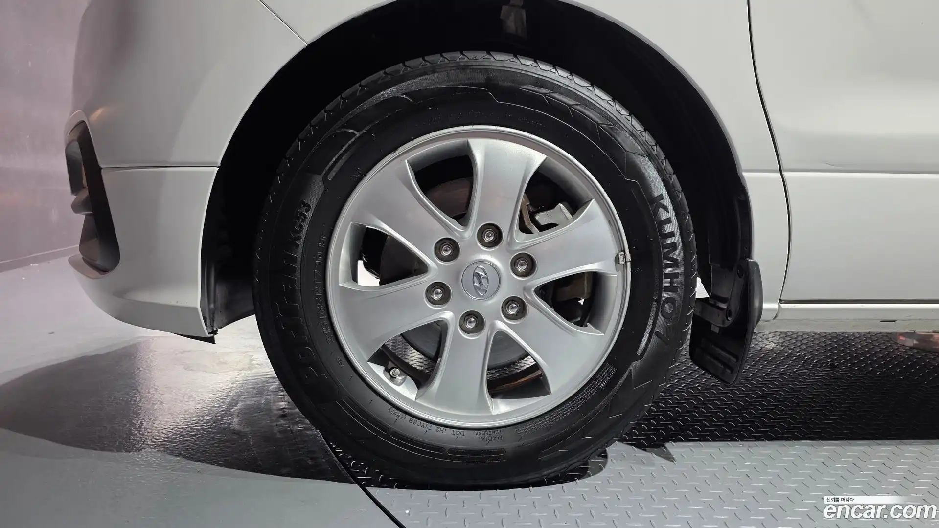 Starex Hyundai 2018.1-OUTER-005