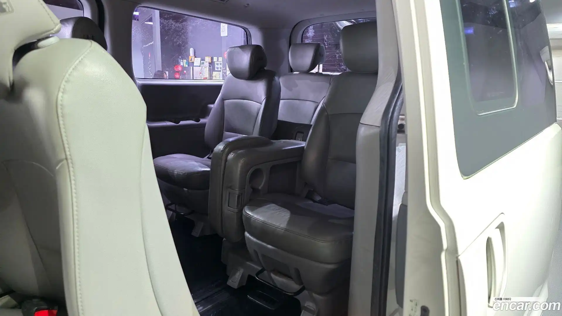 Starex Hyundai 2018.1-OPTION-015