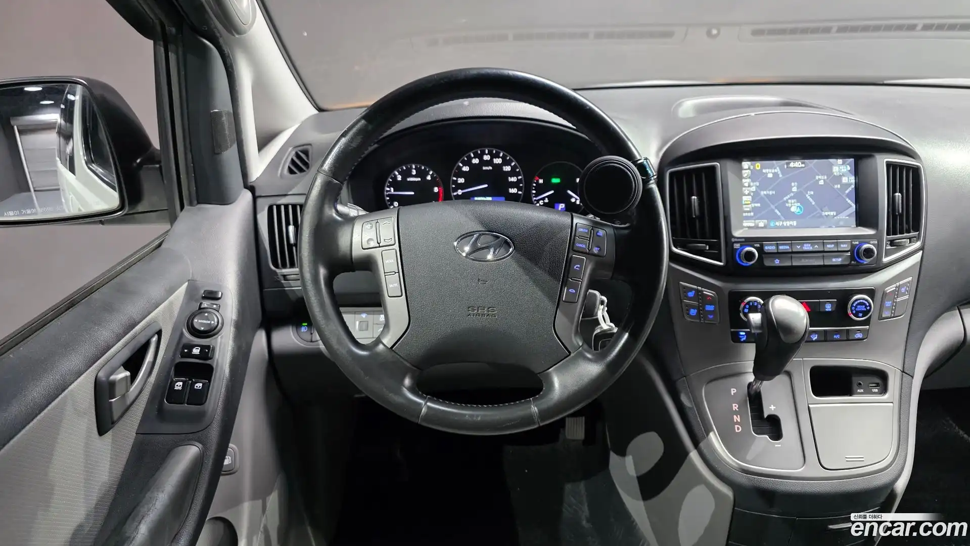 Starex Hyundai 2018.1-OPTION-018