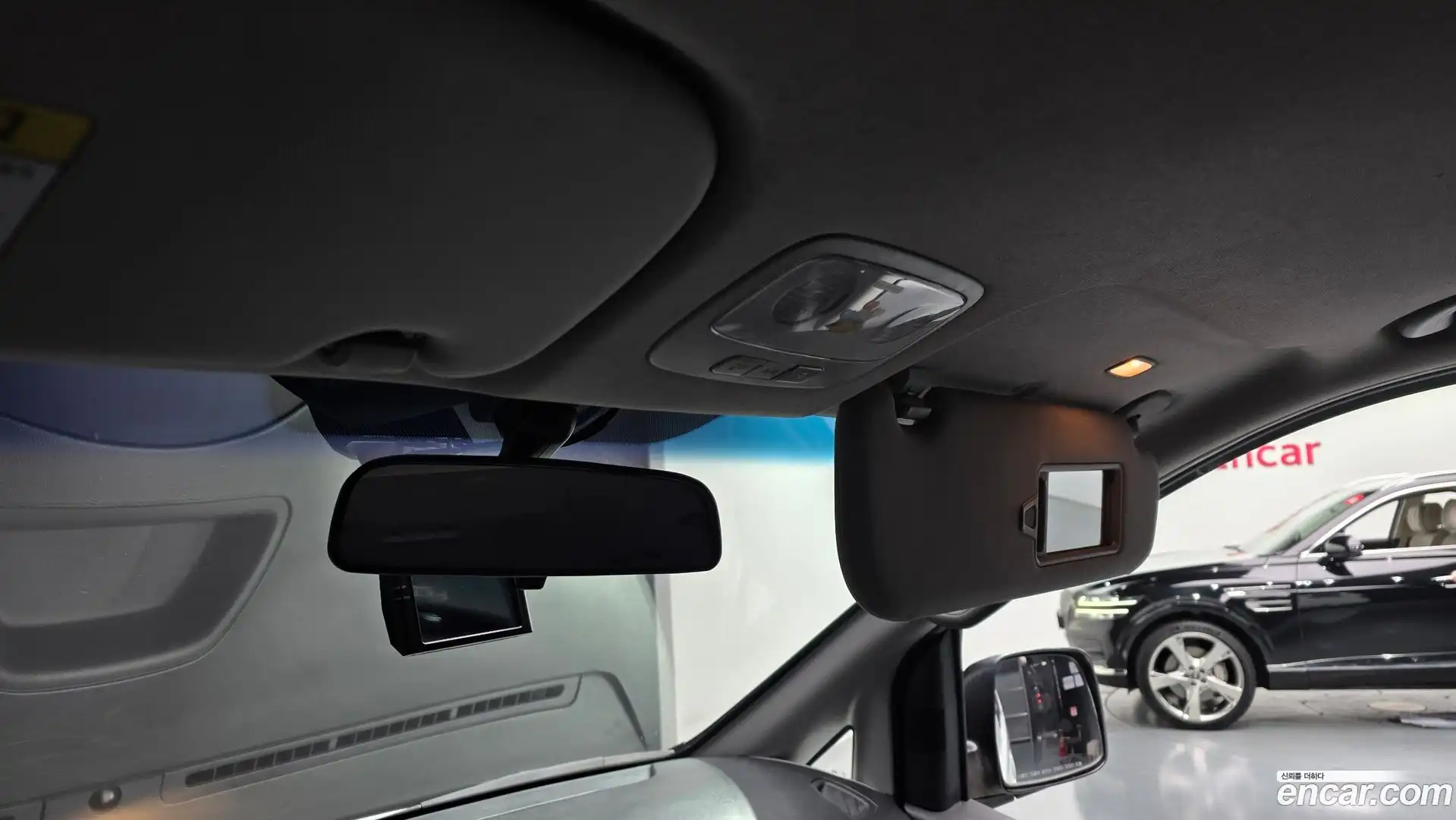 Starex Hyundai 2018.1-OPTION-024