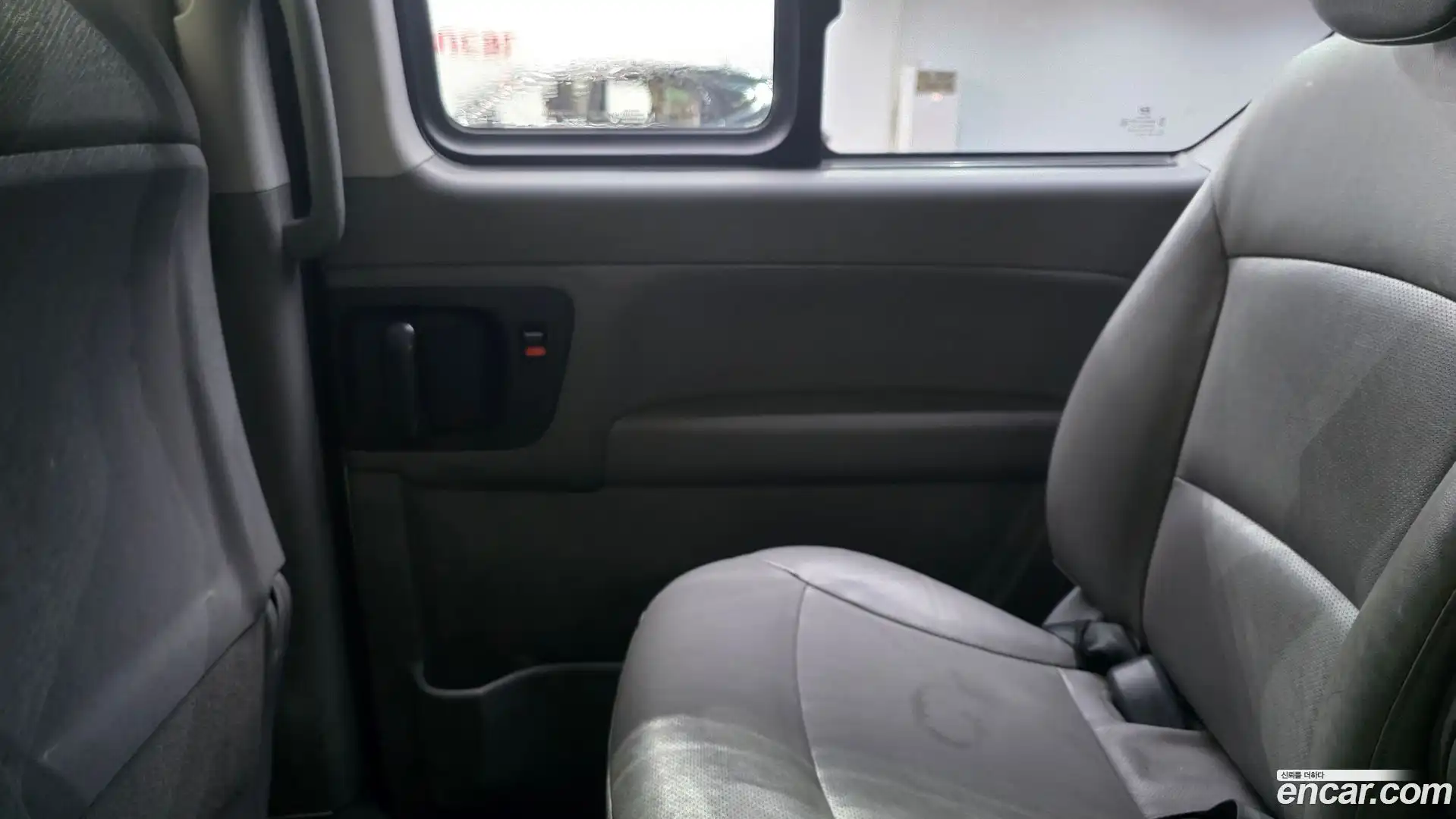 Starex Hyundai 2018.1-INNER-035