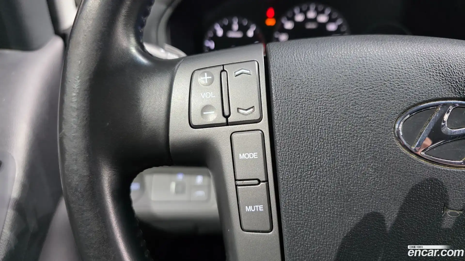 Starex Hyundai 2018.1-OPTION-040