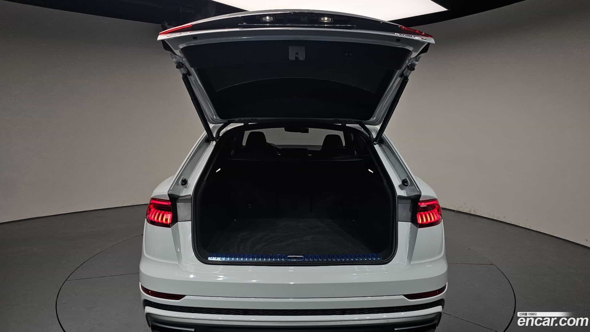 Q8 Audi 2021.8-OPTION-024