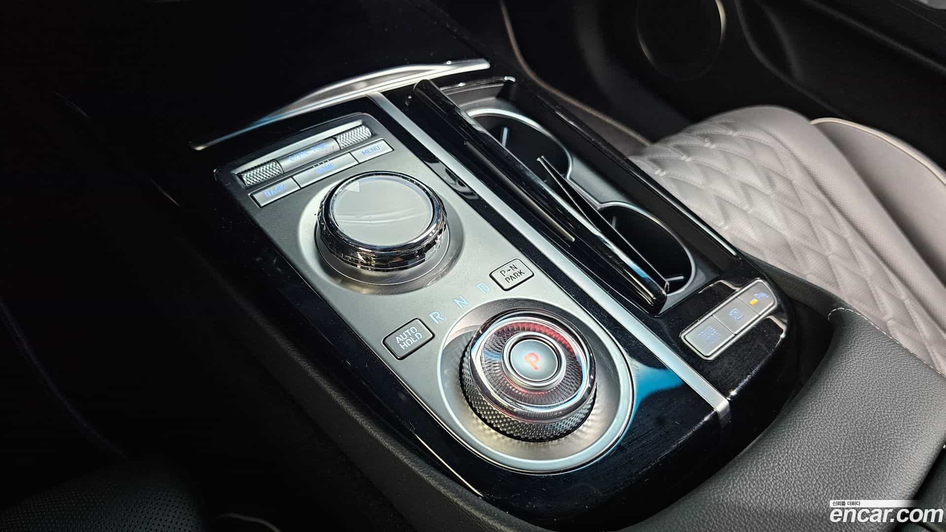 G80 Genesis 2023.4-INNER-009