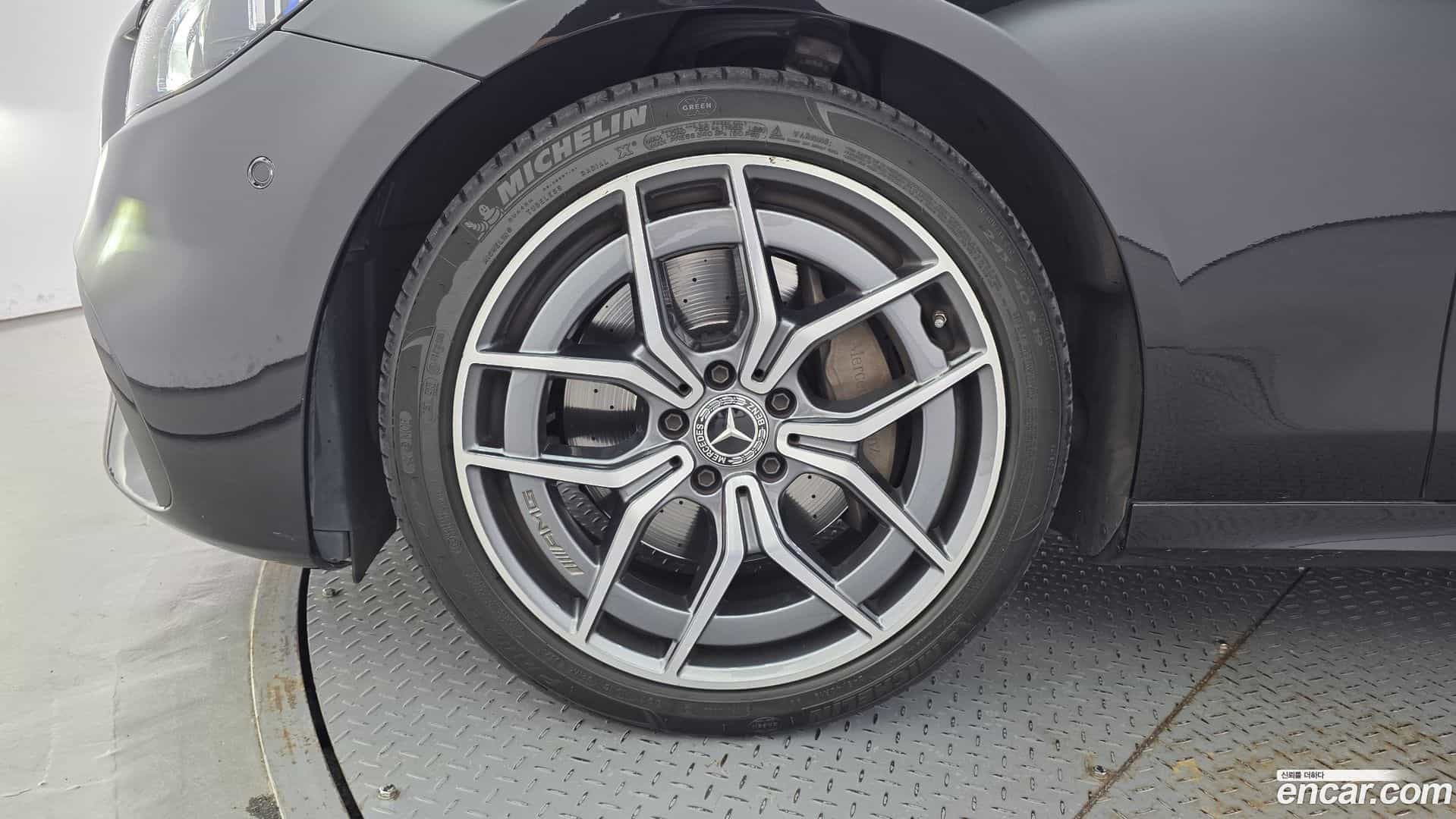 E-Class Mercedes-Benz 2020.10-OUTER-005