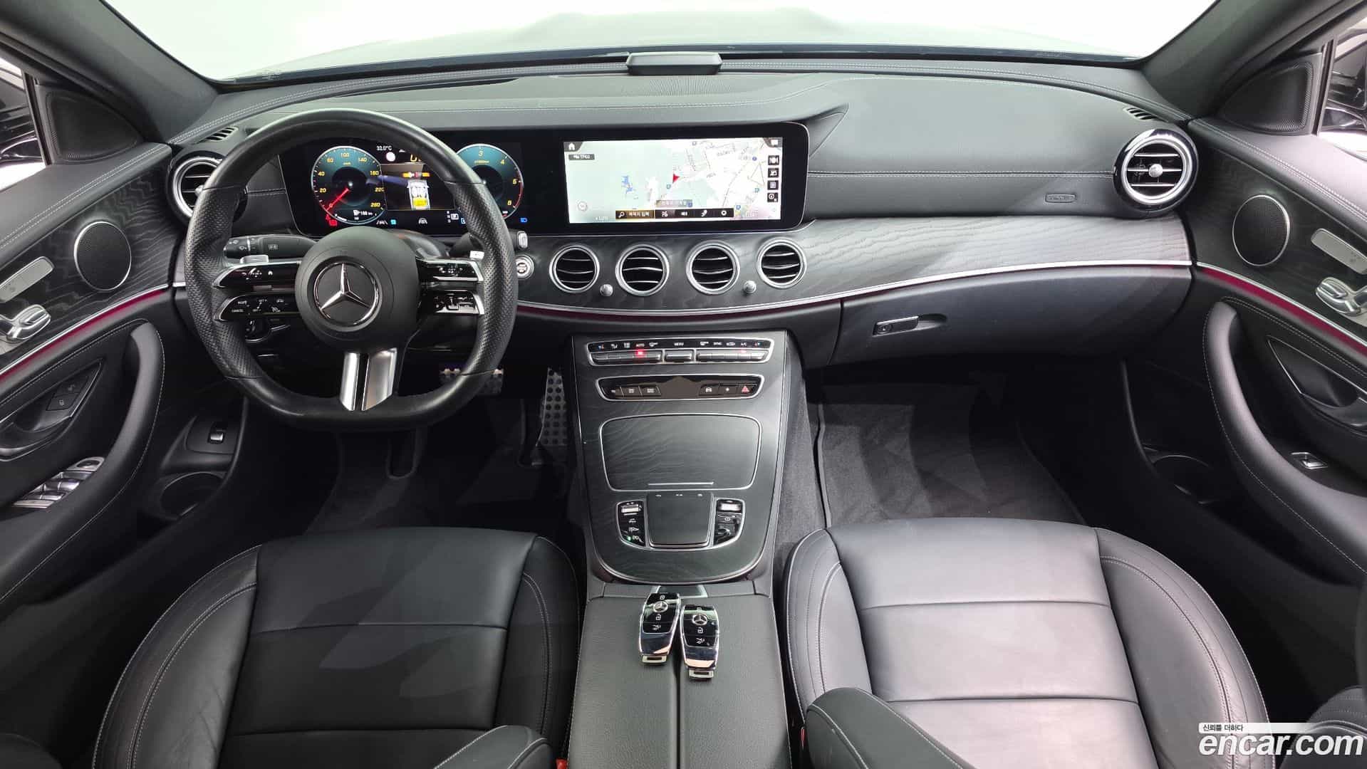 E-Class Mercedes-Benz 2020.10-INNER-007