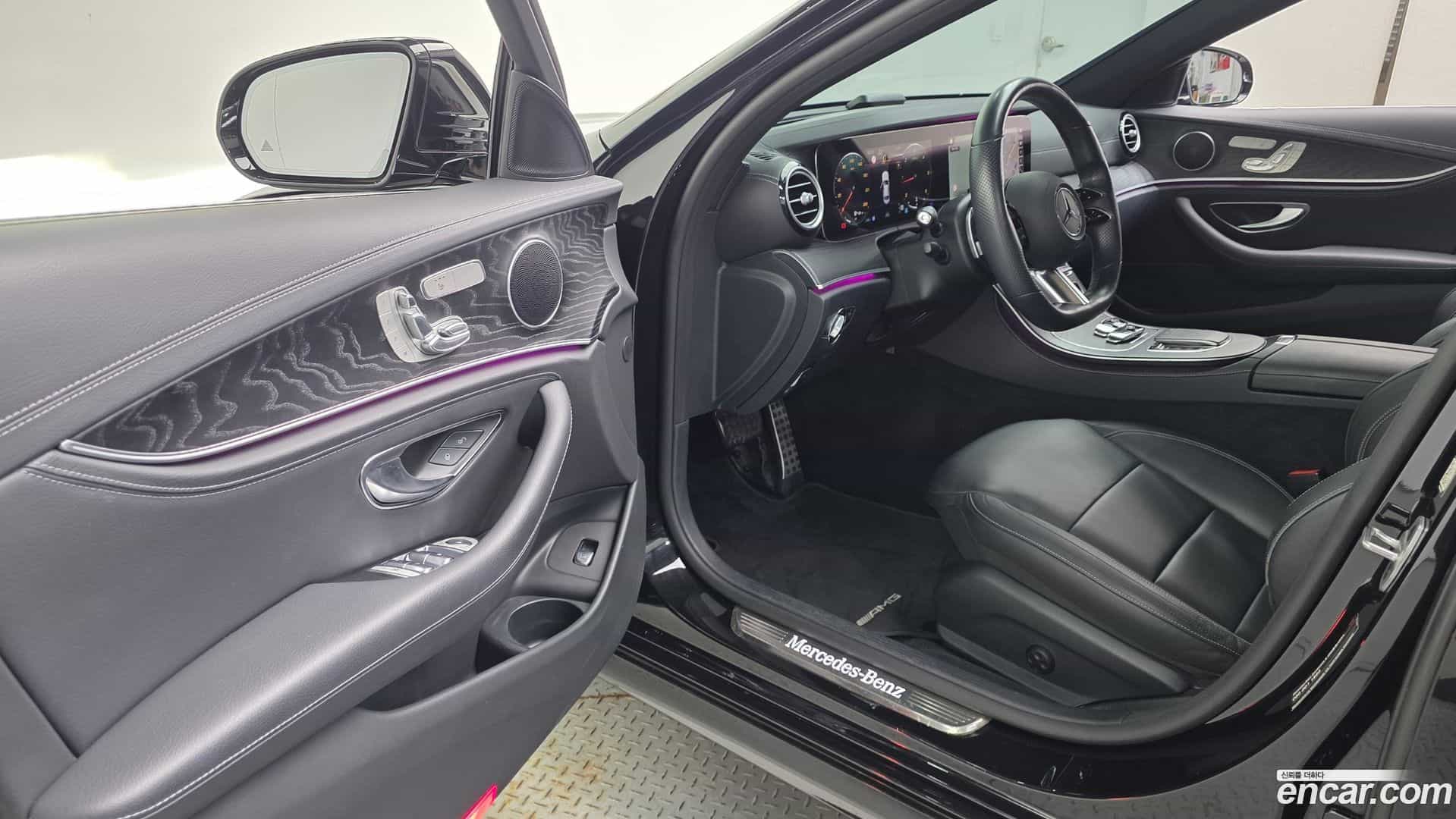 E-Class Mercedes-Benz 2020.10-INNER-010