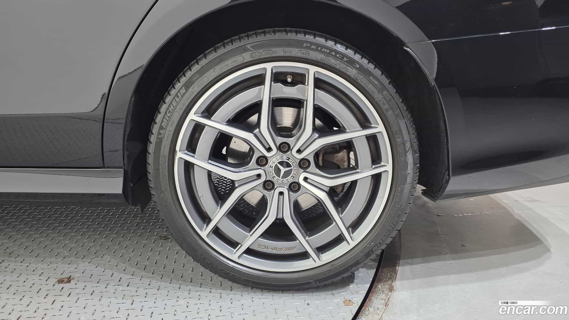 E-Class Mercedes-Benz 2020.10-OUTER-031