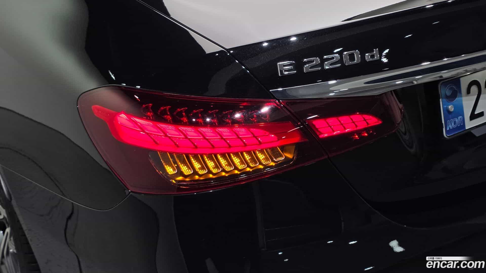 E-Class Mercedes-Benz 2020.10-OUTER-033