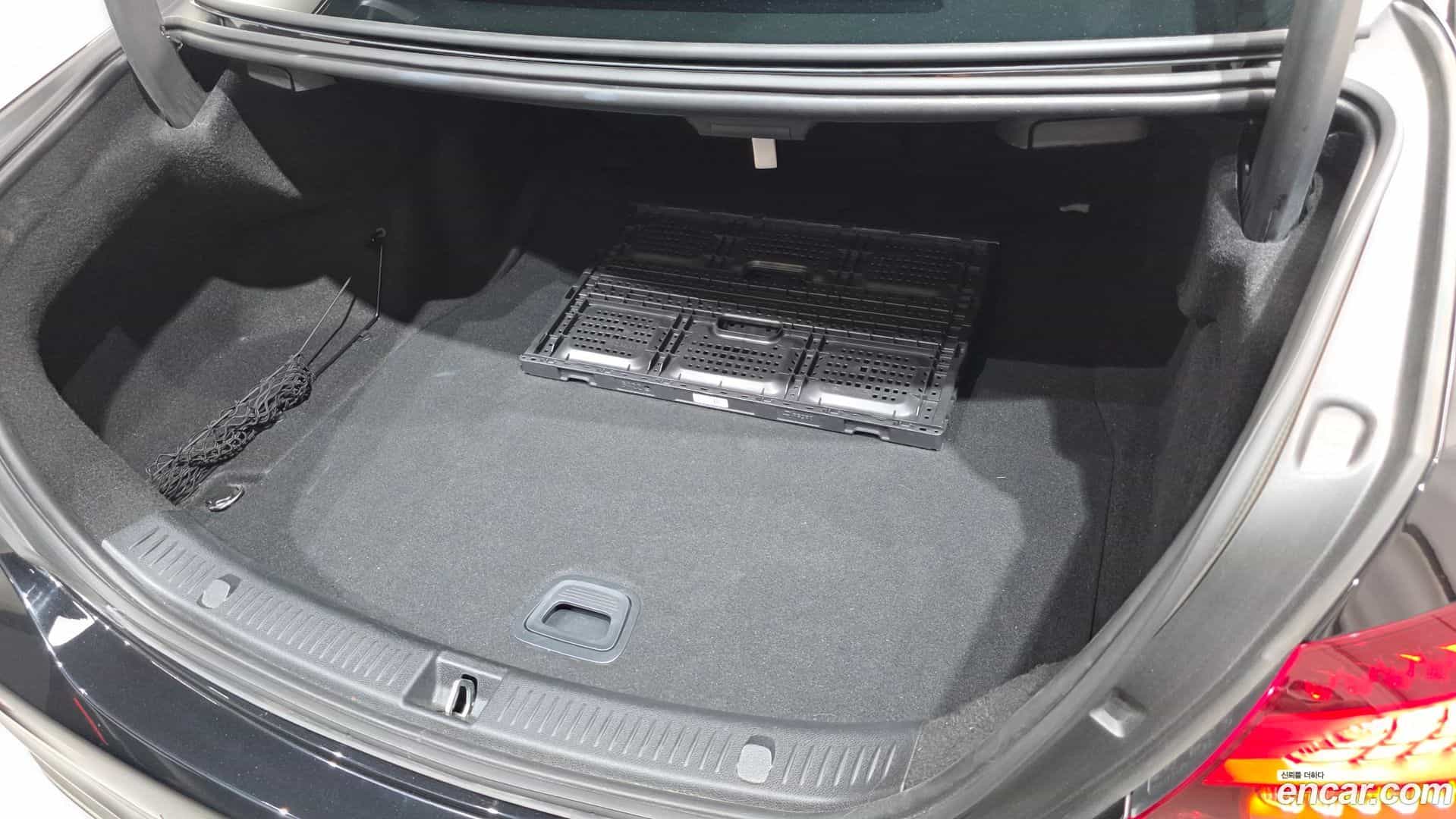 E-Class Mercedes-Benz 2020.10-OPTION-044