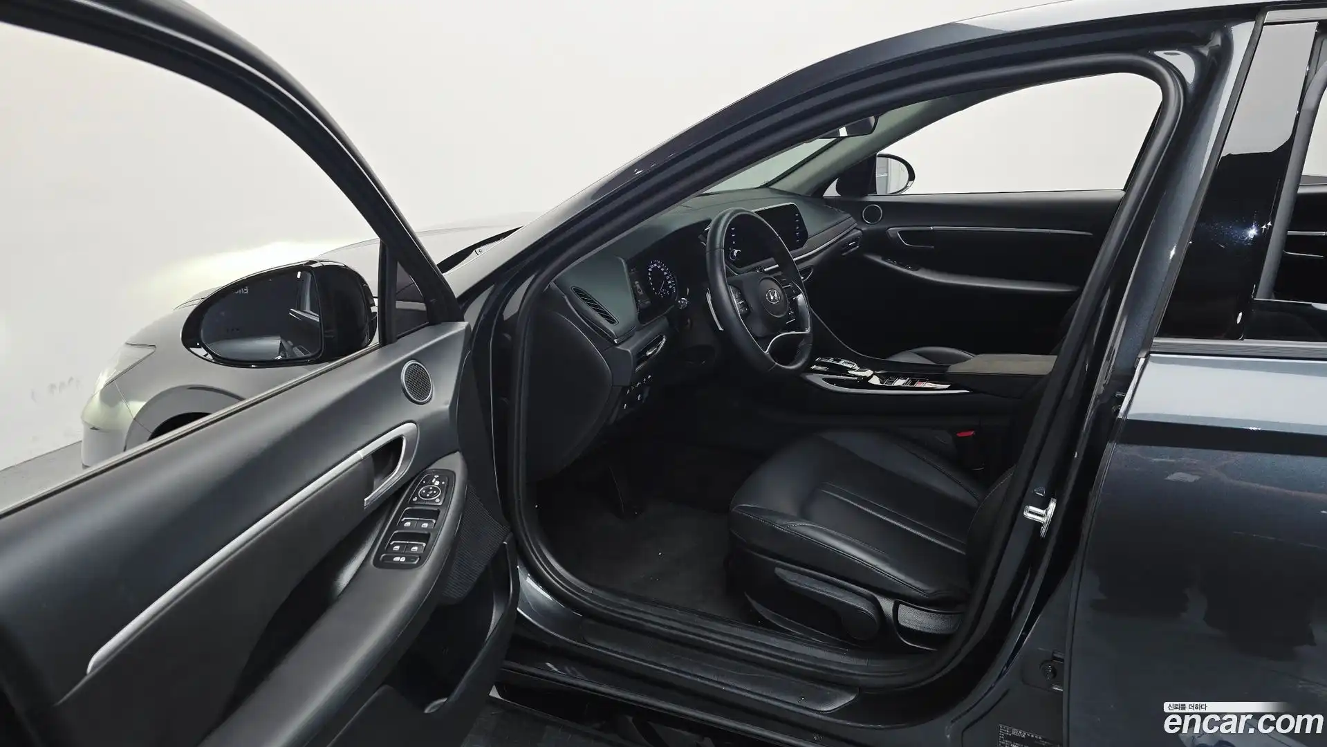 Sonata Hyundai 2022.6-INNER-010