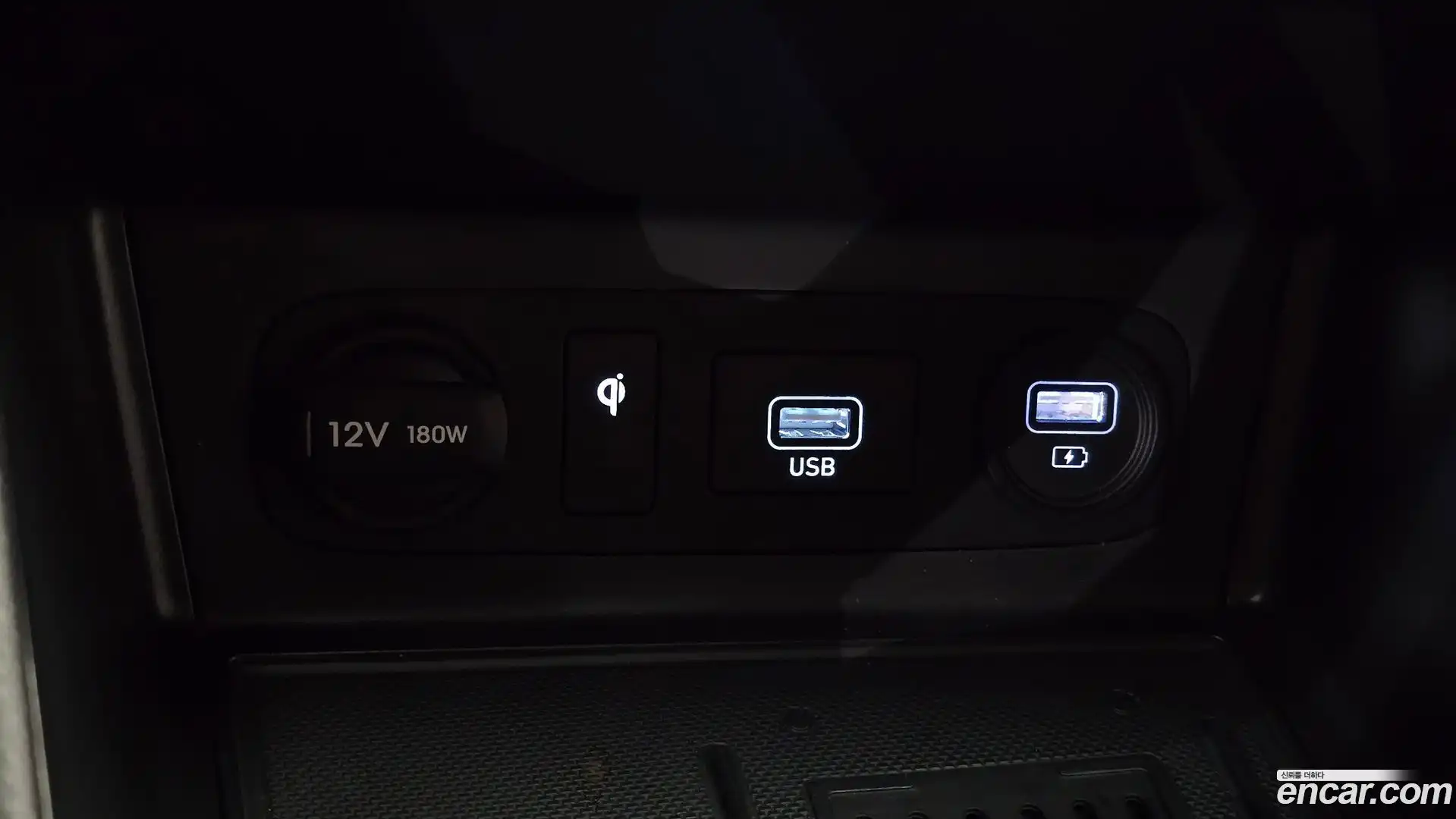Sonata Hyundai 2022.6-OPTION-016