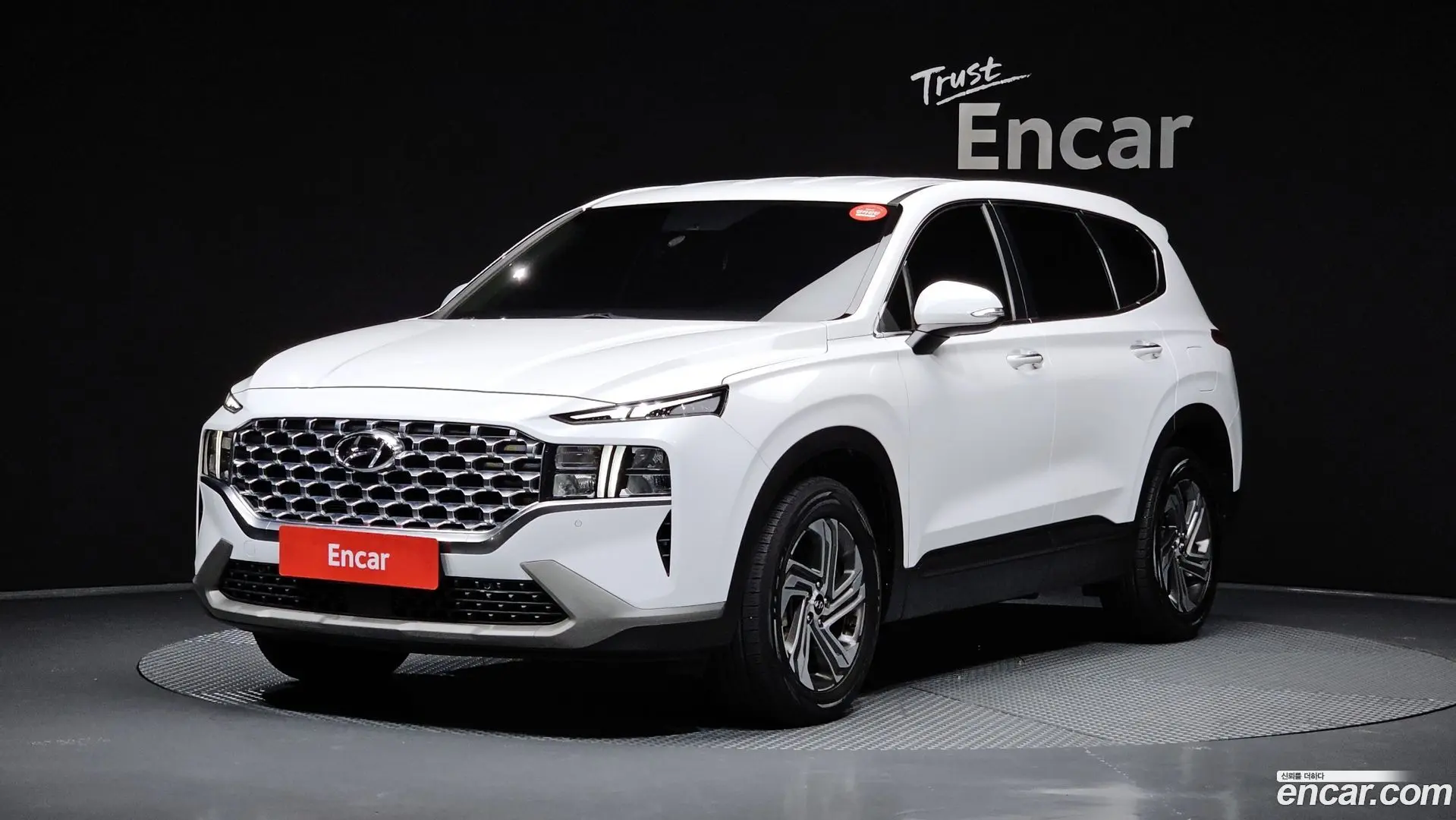 Main__Slider__Photo:Santafe Hyundai 2020.10-0