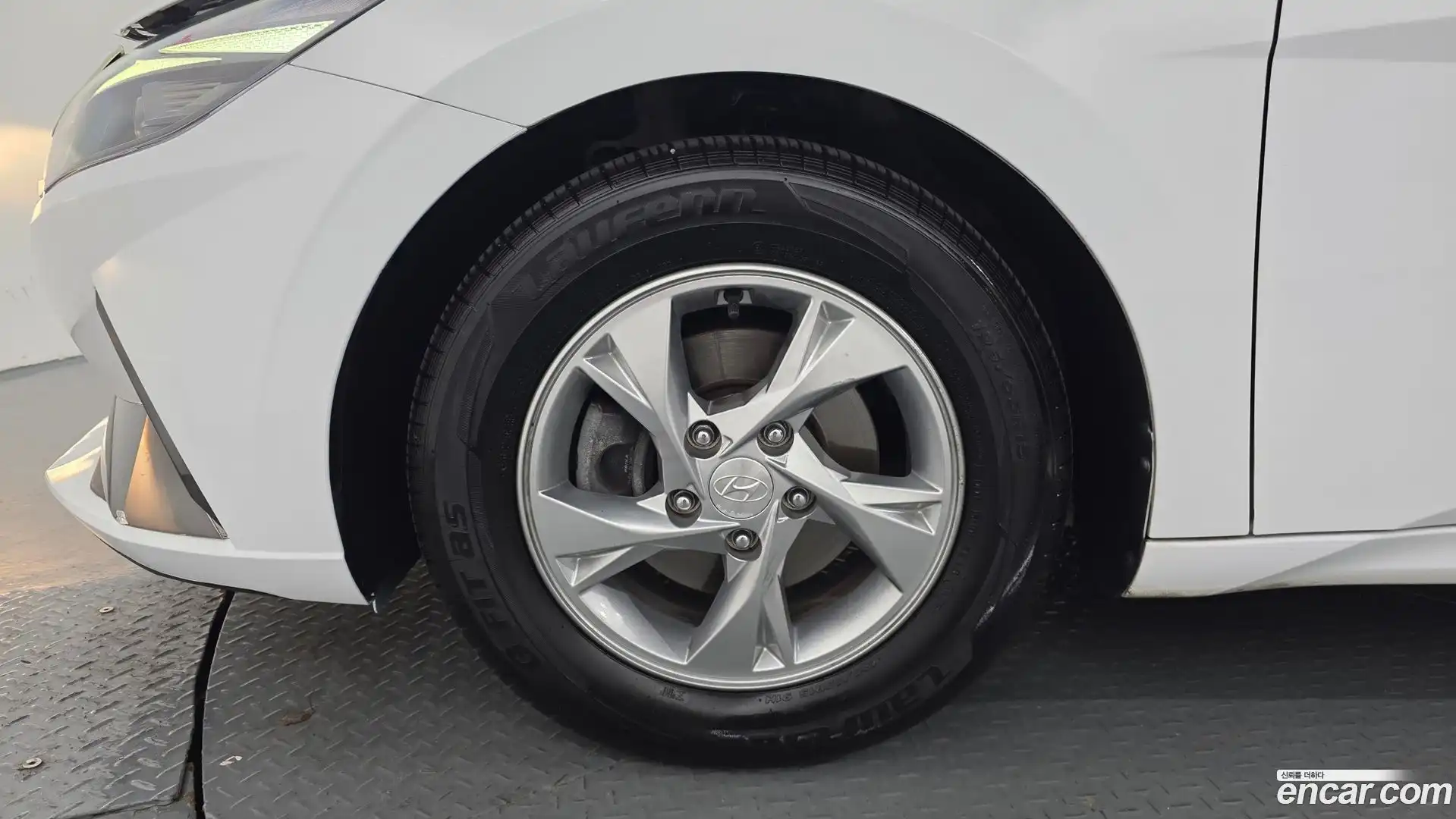 AVANTE Hyundai 2021.10-OUTER-005