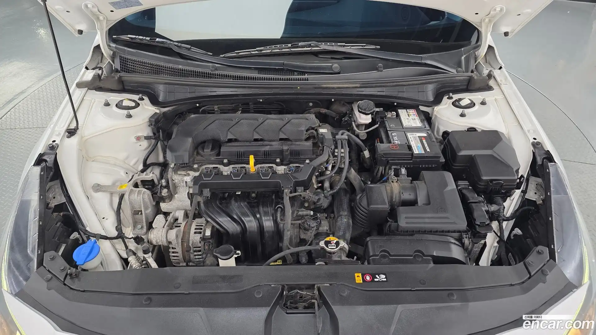 AVANTE Hyundai 2021.10-OUTER-006