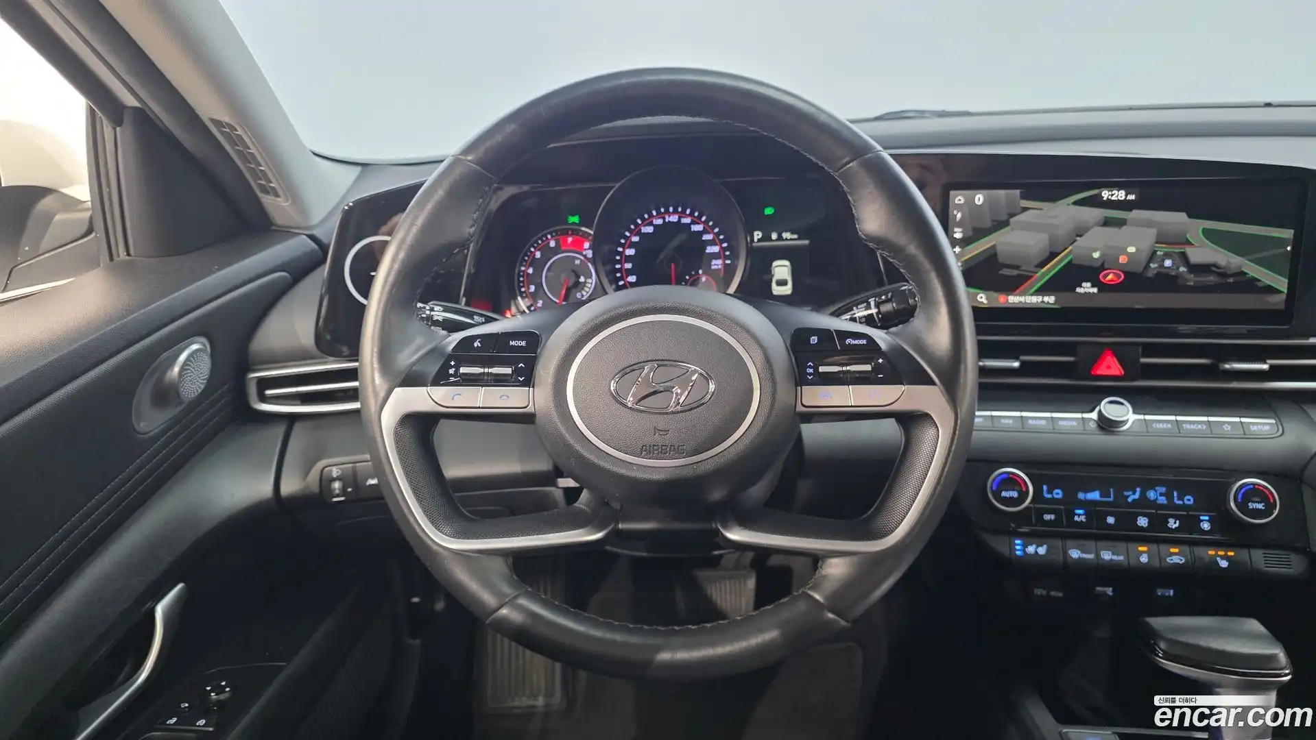 AVANTE Hyundai 2021.10-OPTION-017