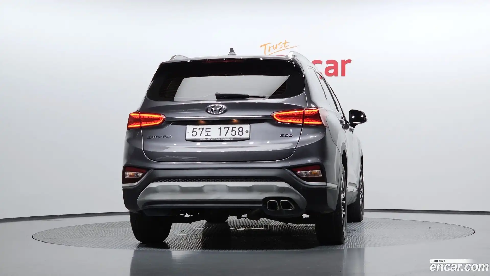 Santafe Hyundai 2018.9-OUTER-004