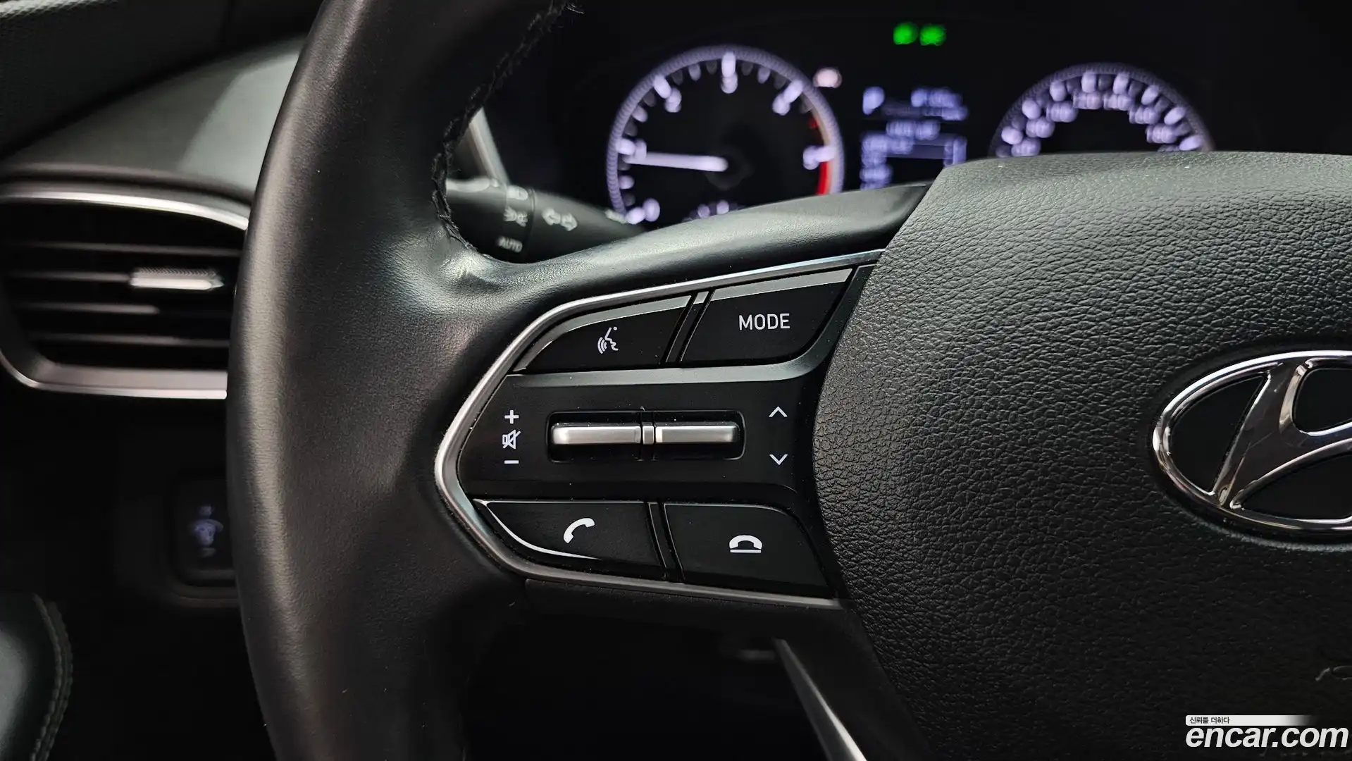 Santafe Hyundai 2018.9-OPTION-041