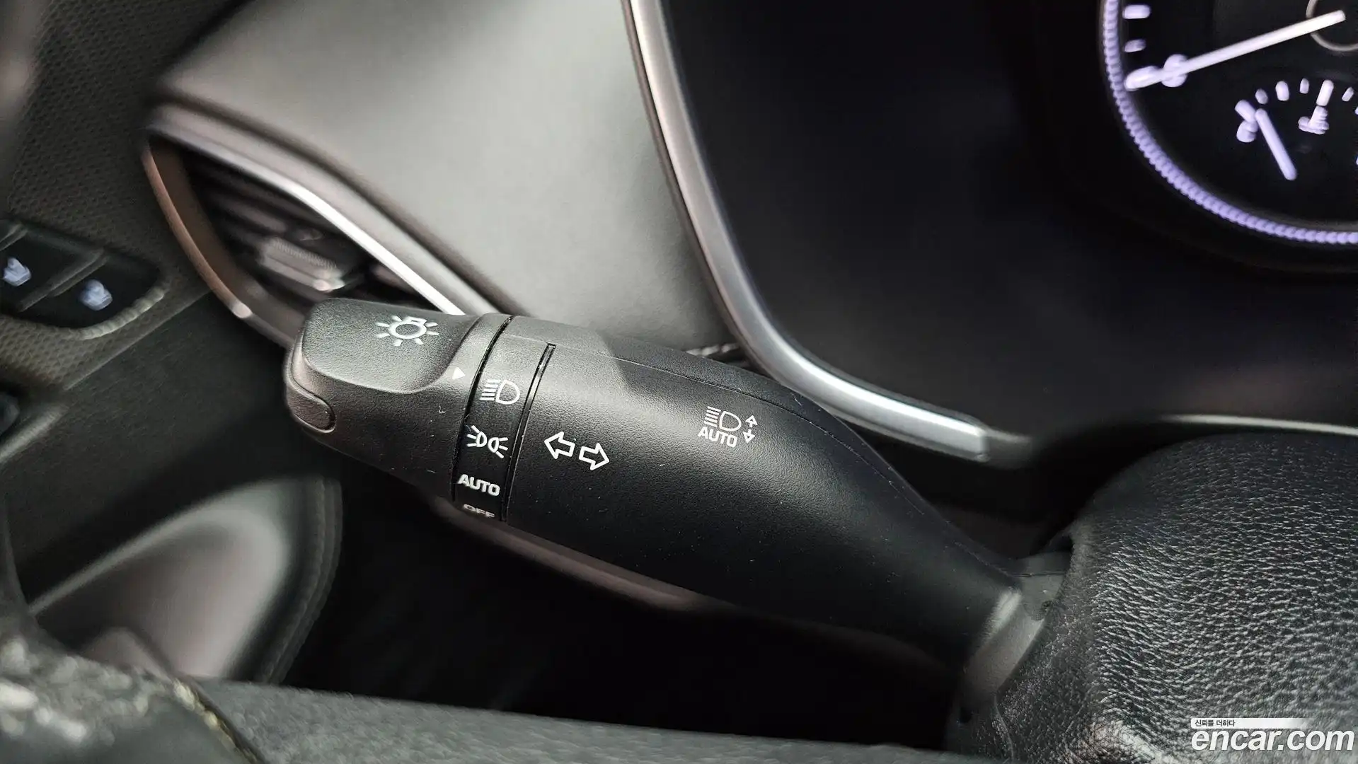 Santafe Hyundai 2018.9-OPTION-044