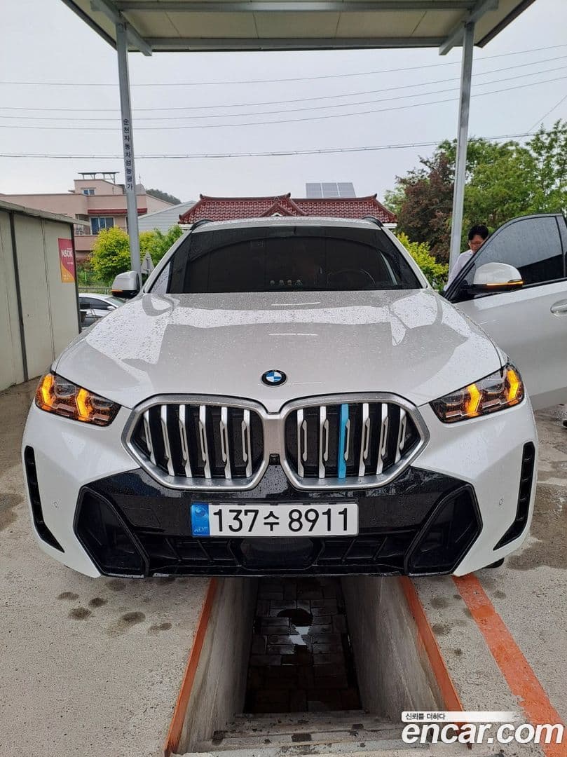 Main__Slider__Photo:X6 BMW 2024.3-0