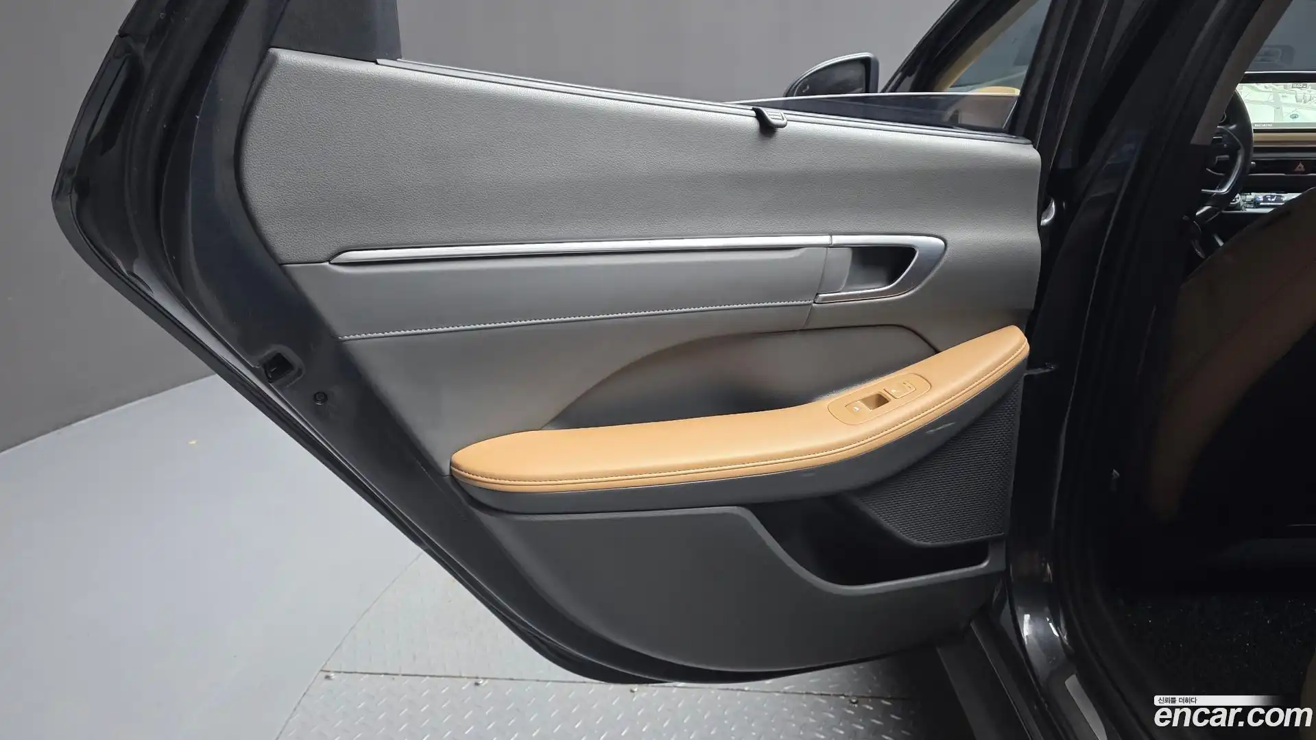 Sonata Hyundai 2019.10-INNER-035