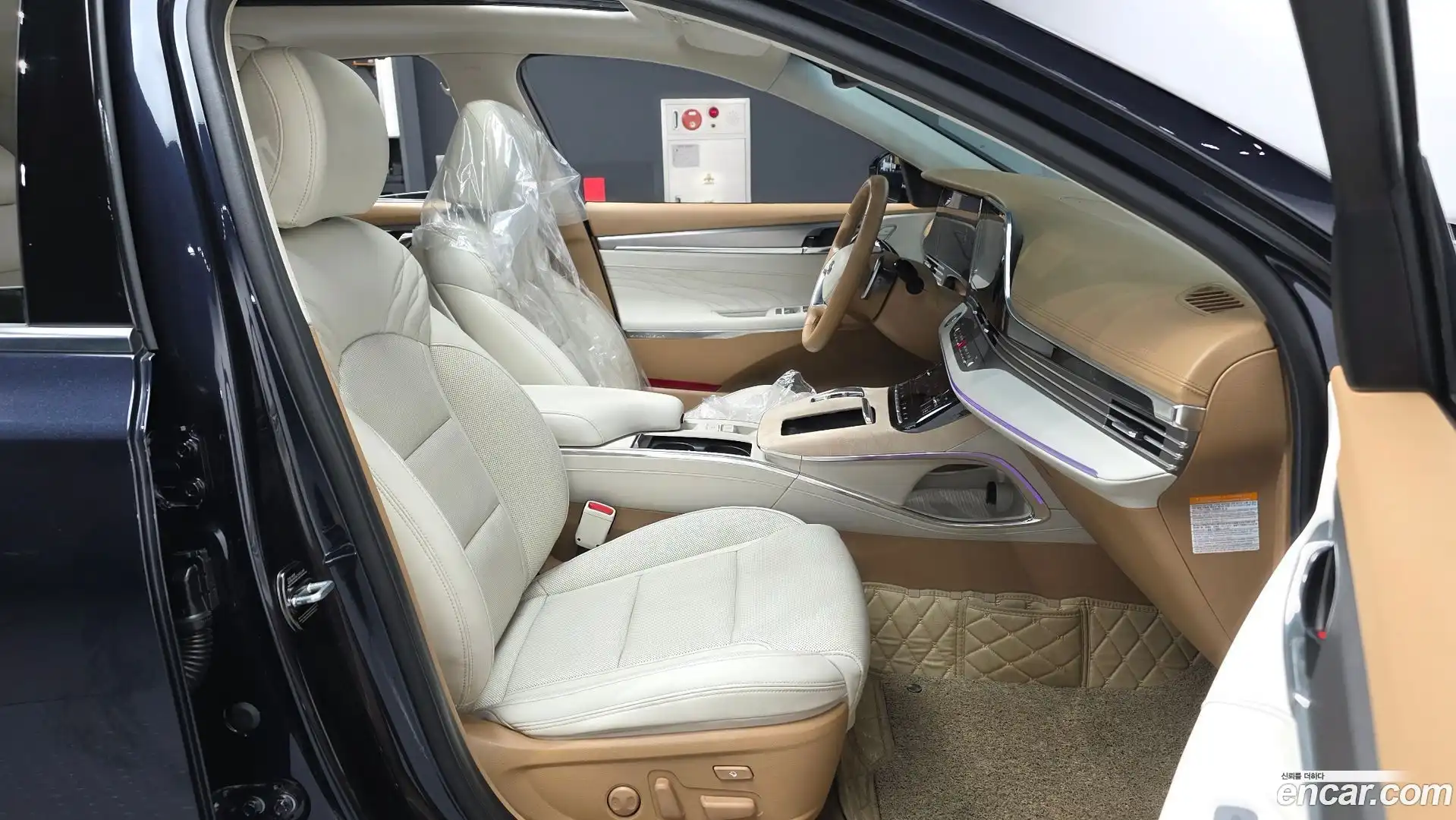 Grandeur Hyundai 2020.8-OPTION-015