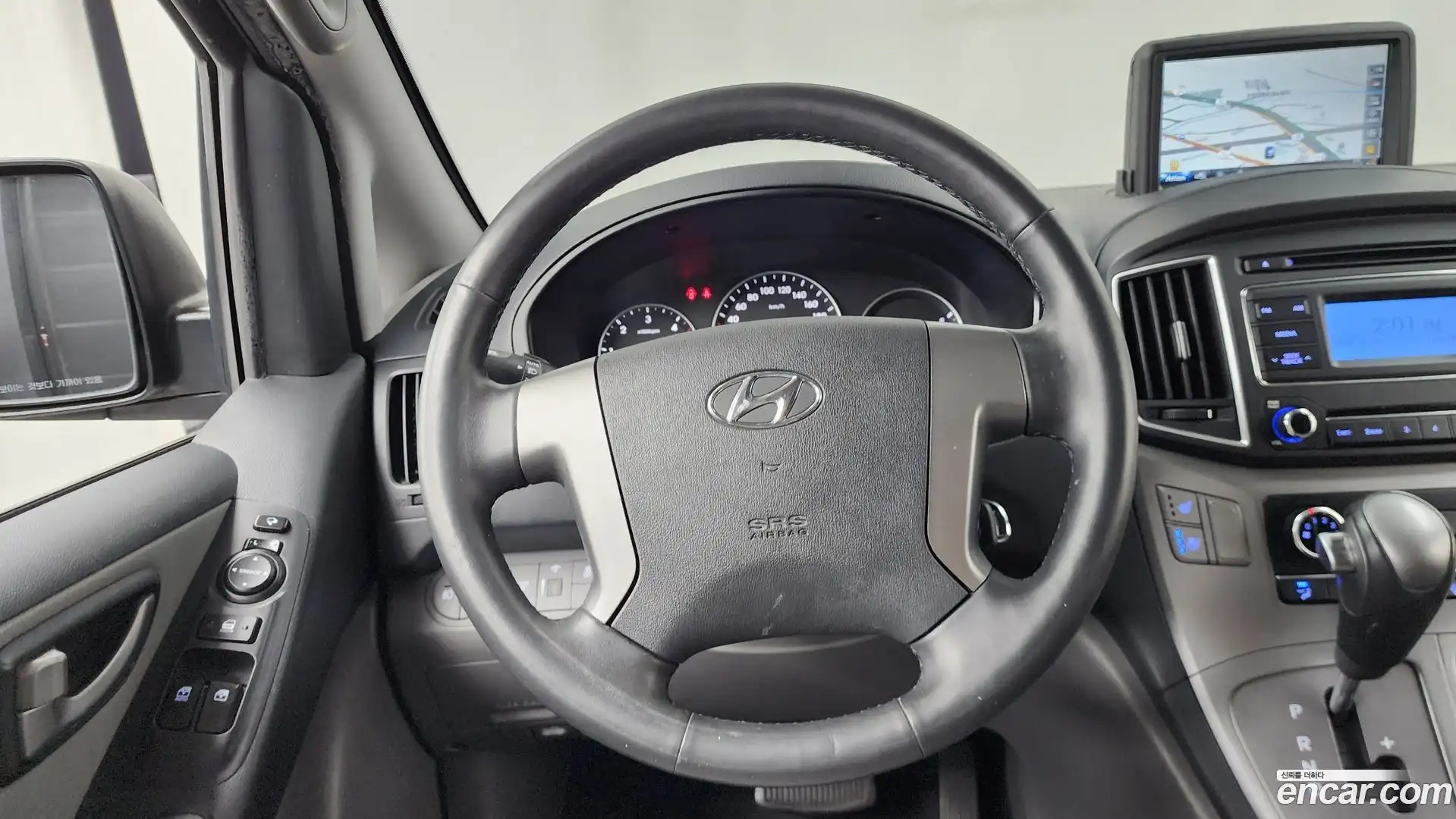 Starex Hyundai 2020.8-OPTION-017