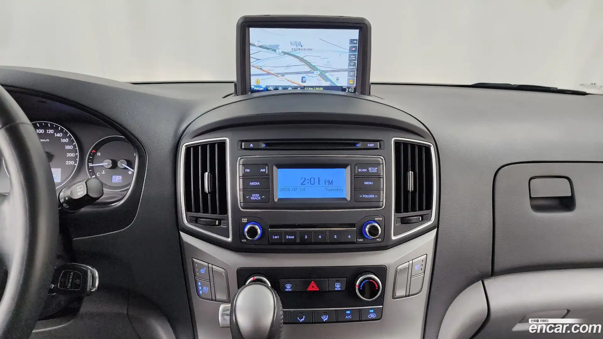 Starex Hyundai 2020.8-OPTION-018